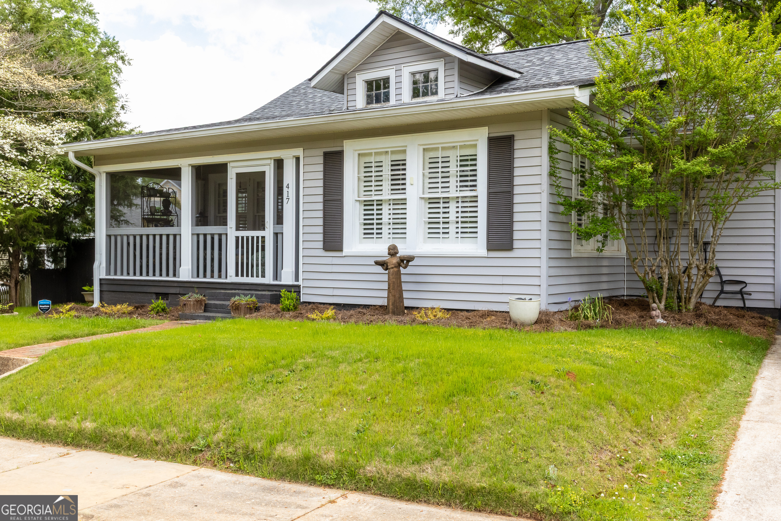 417 Howell Street Property Photo 1