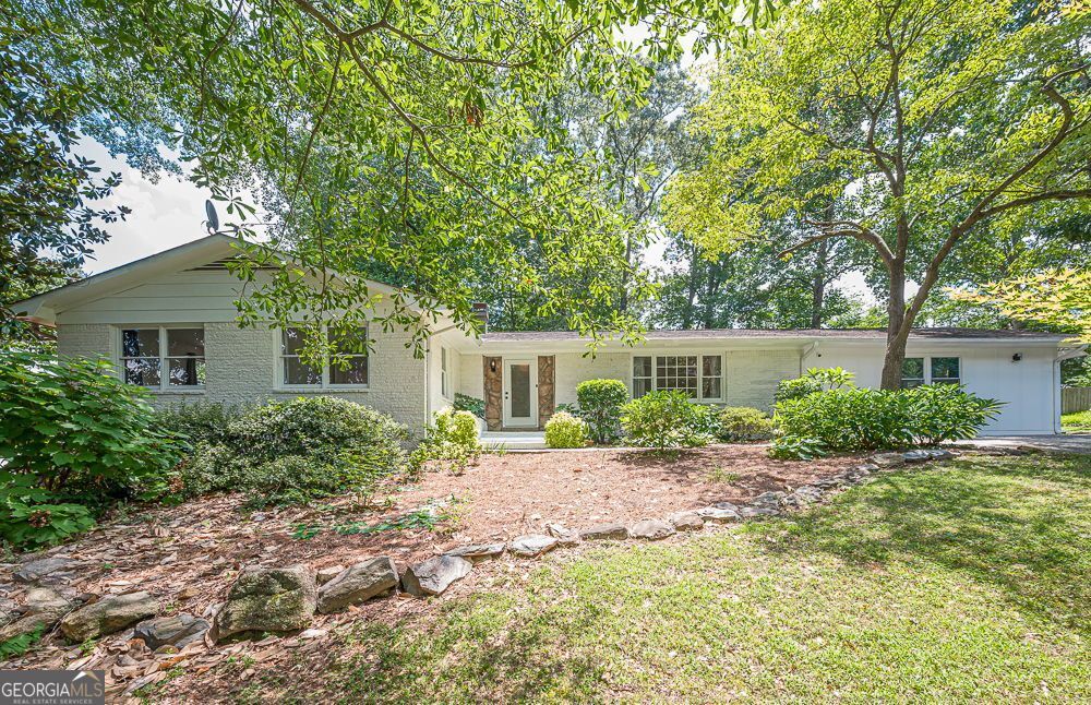 246 Plantation Road Property Photo 1