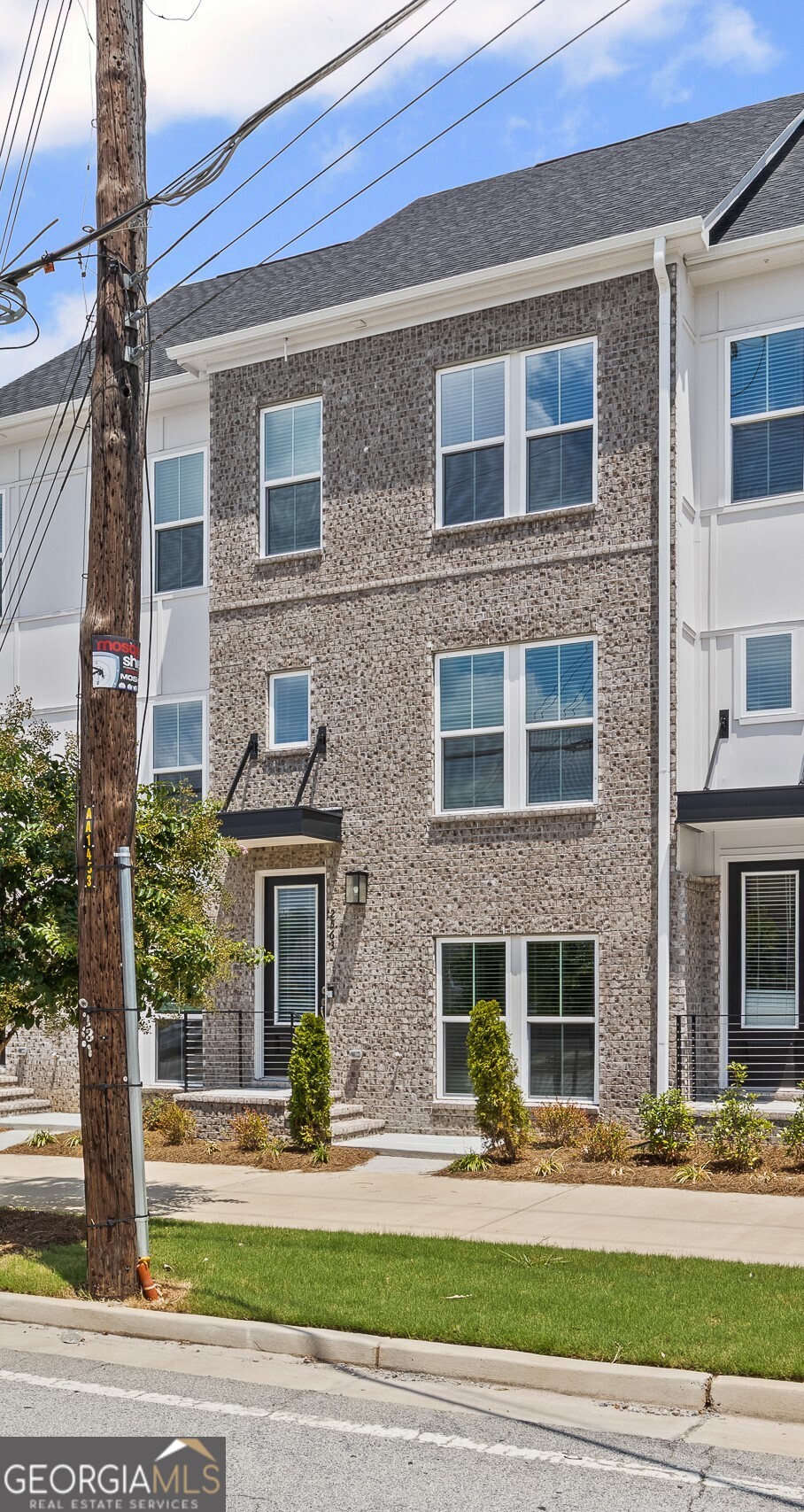 2563 Astaire Court Property Photo 1