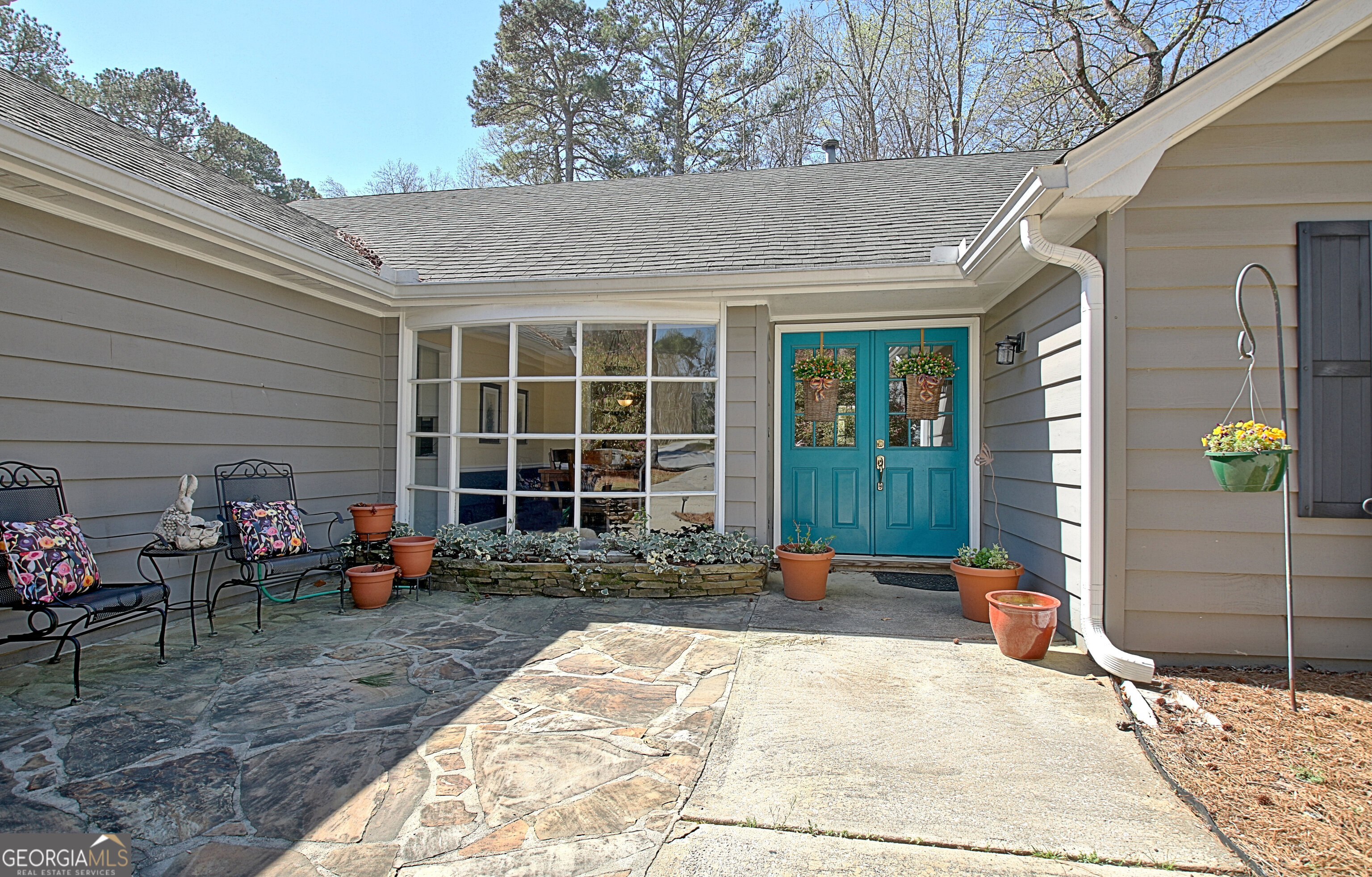 200 Doe Run Property Photo 1