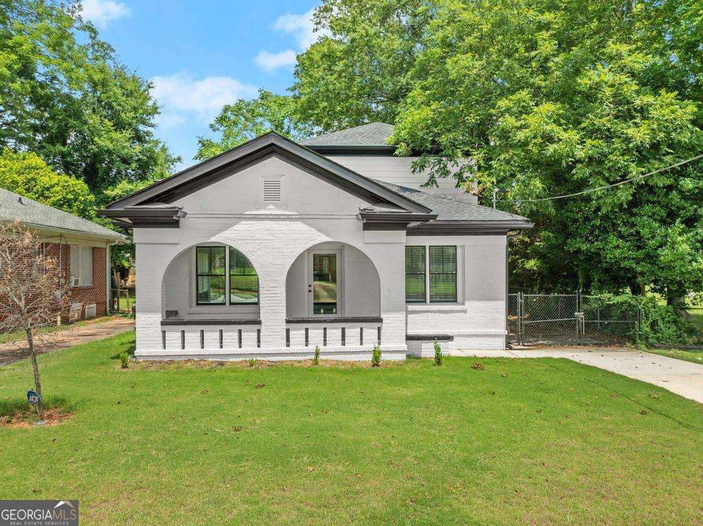 1740 Langston Avenue Sw Property Photo 1