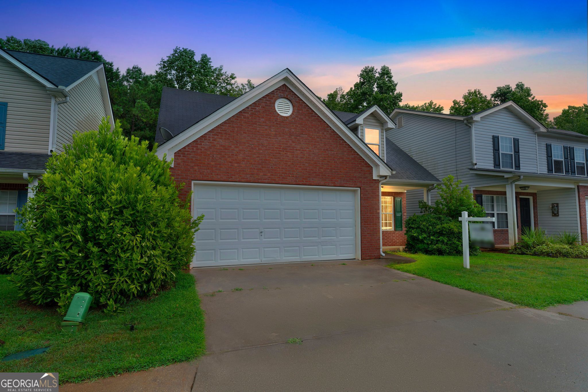 5220 Tussahaw Crossing Property Photo 1