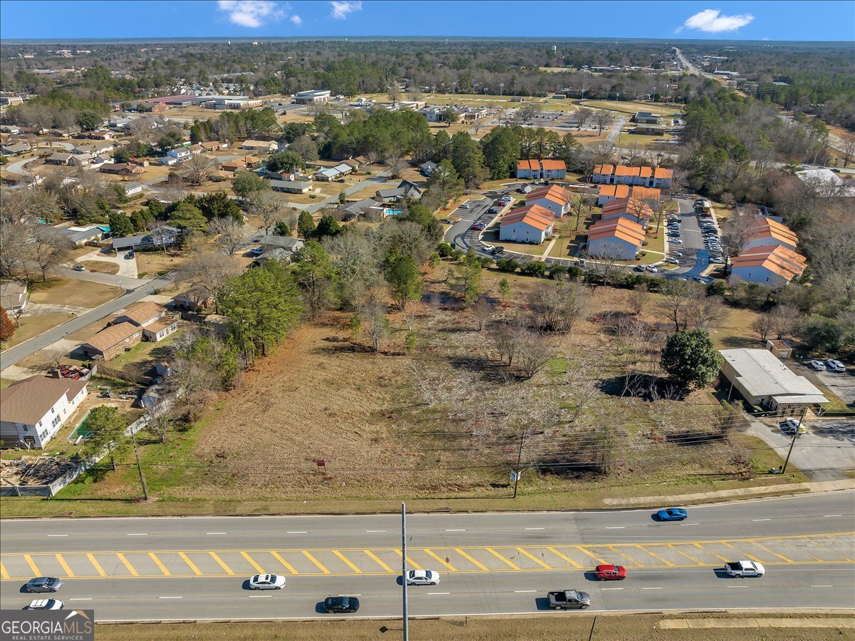 710 S Houston Lake Road Property Photo 12