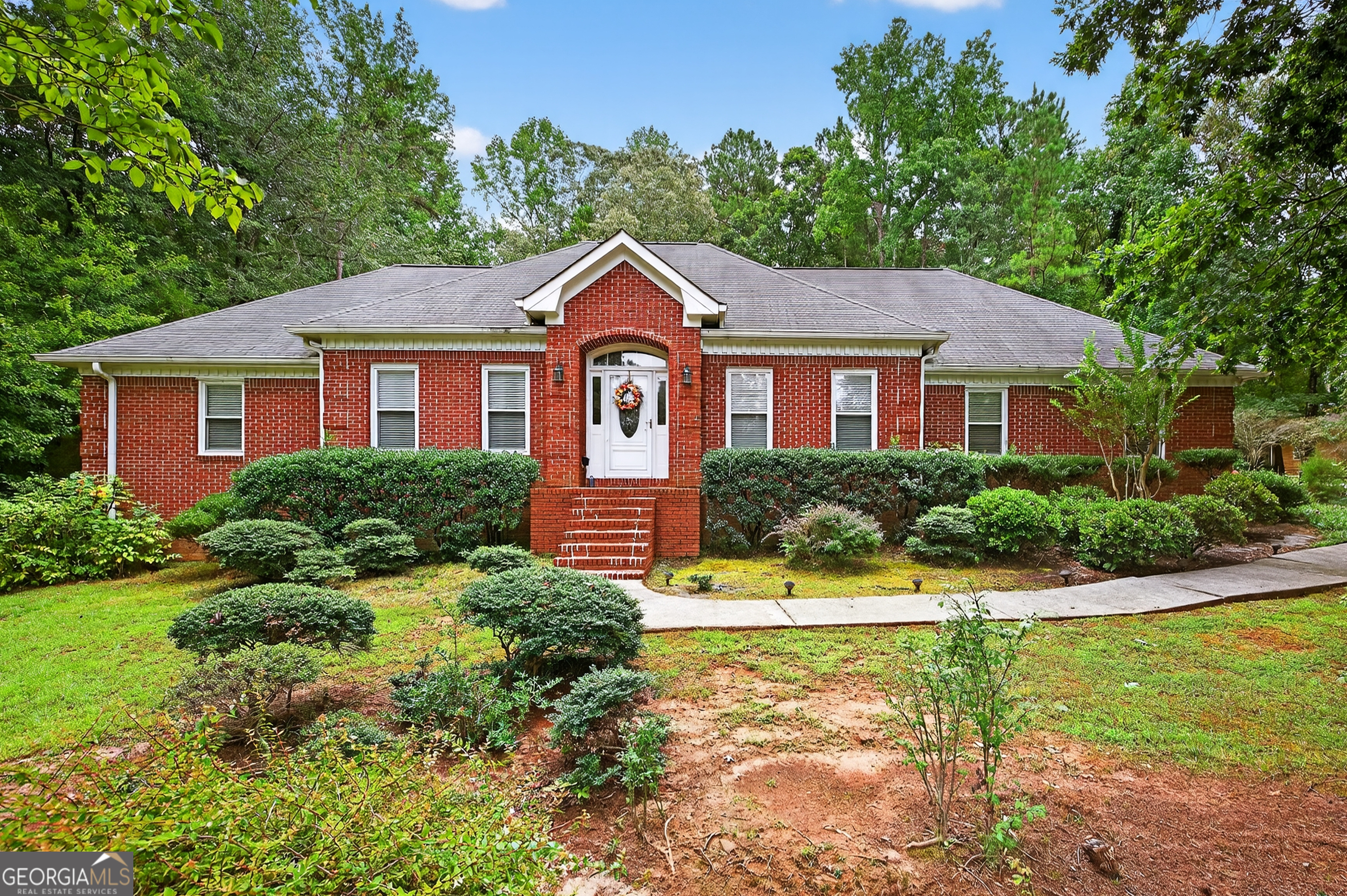 5312 Ashley Drive Se Property Photo 1