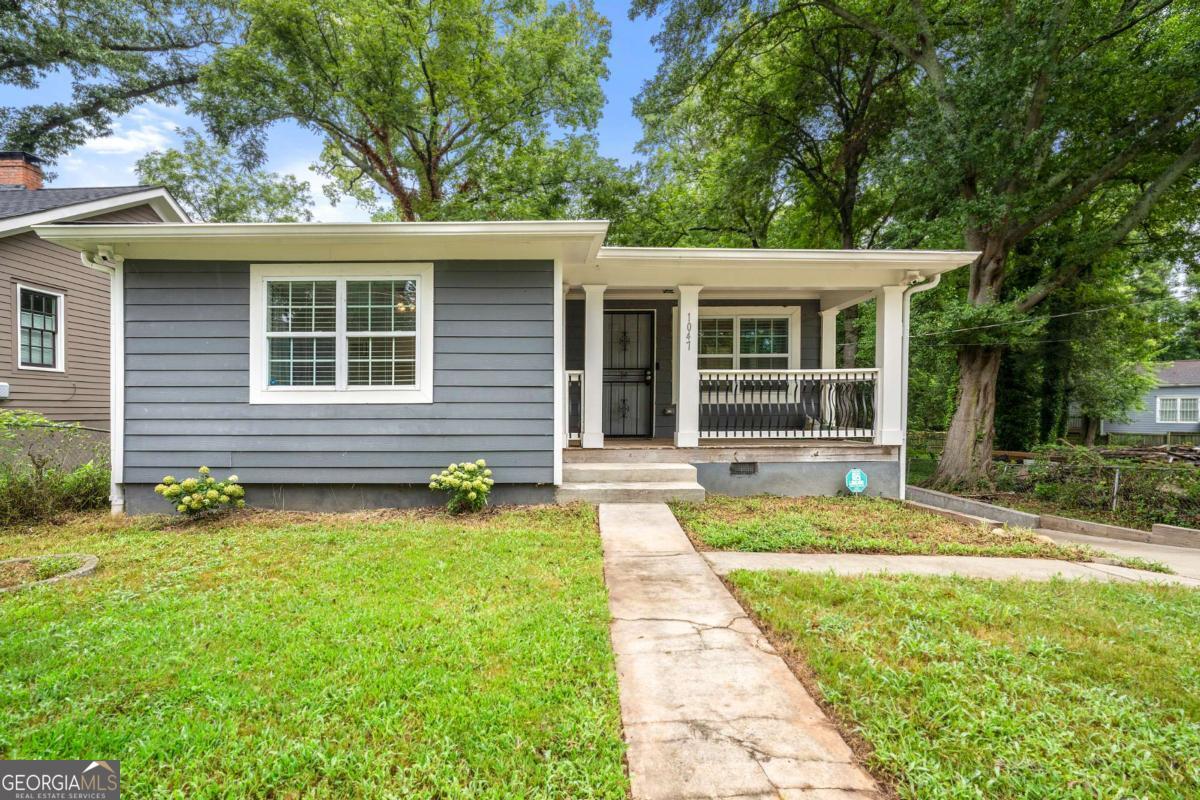 1047 Peeples Street Sw Property Photo 1
