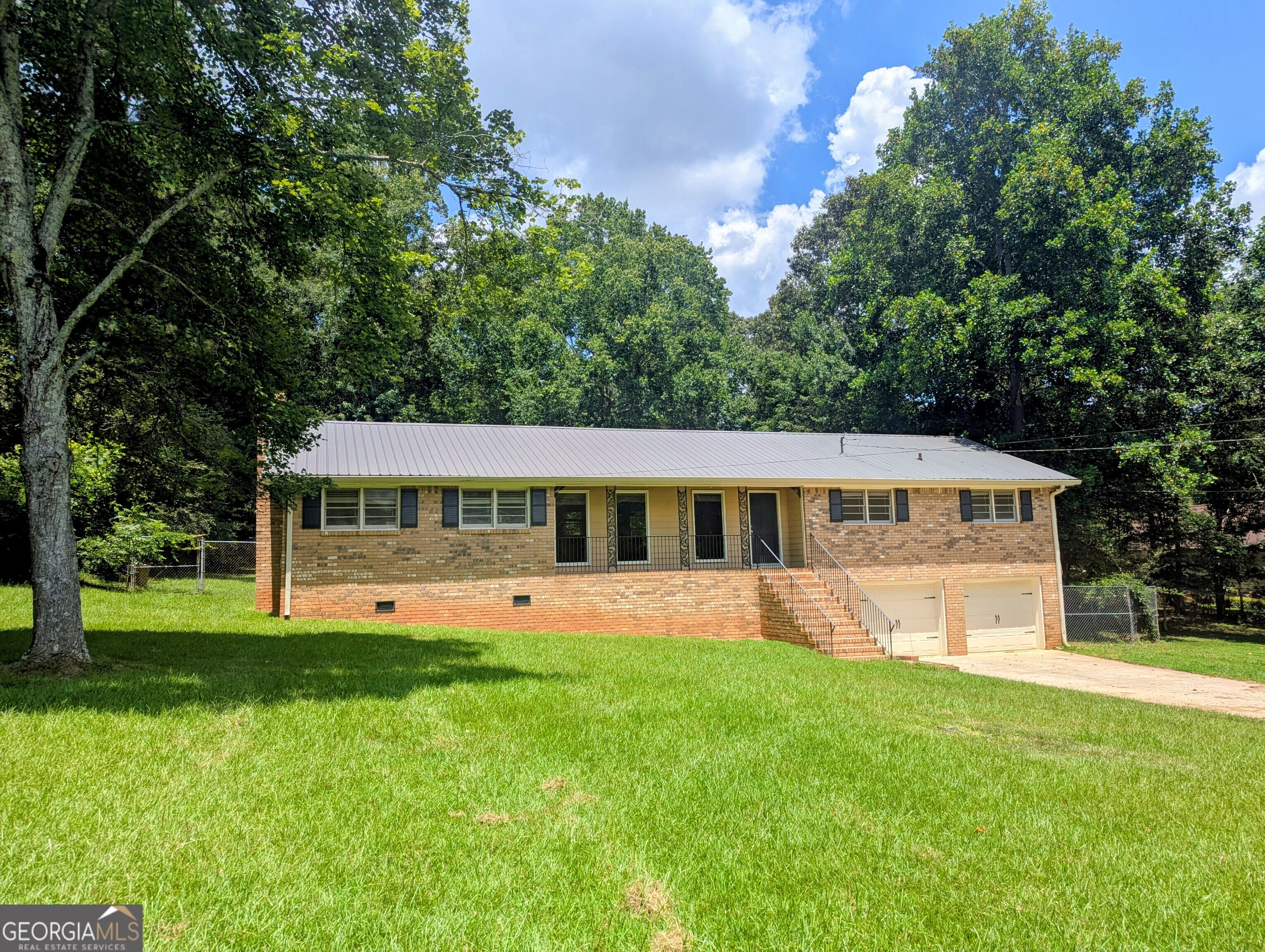 6096 Shallow Creek Lane Property Photo 1