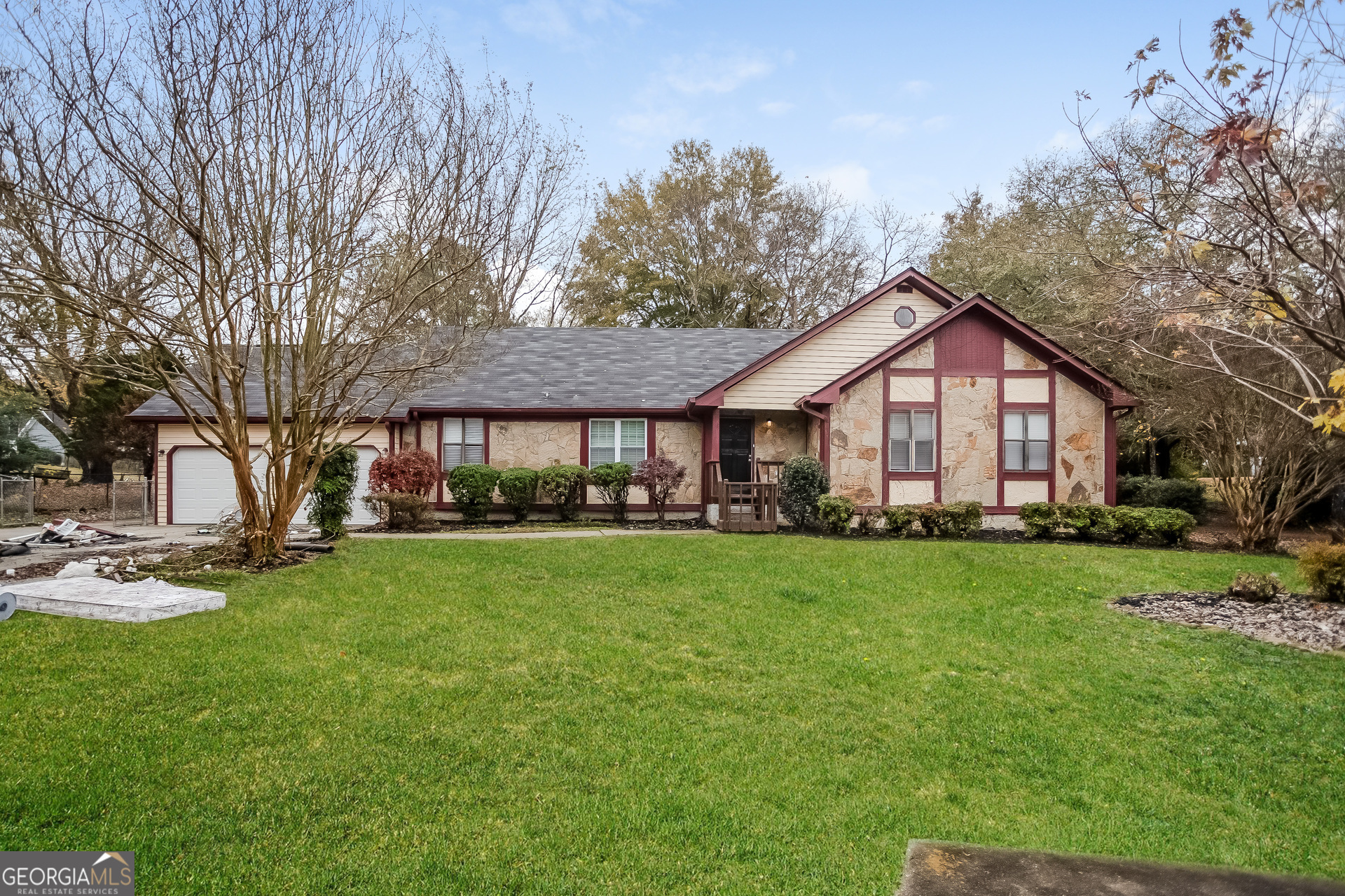 3851 Sundowner Court Property Photo 1