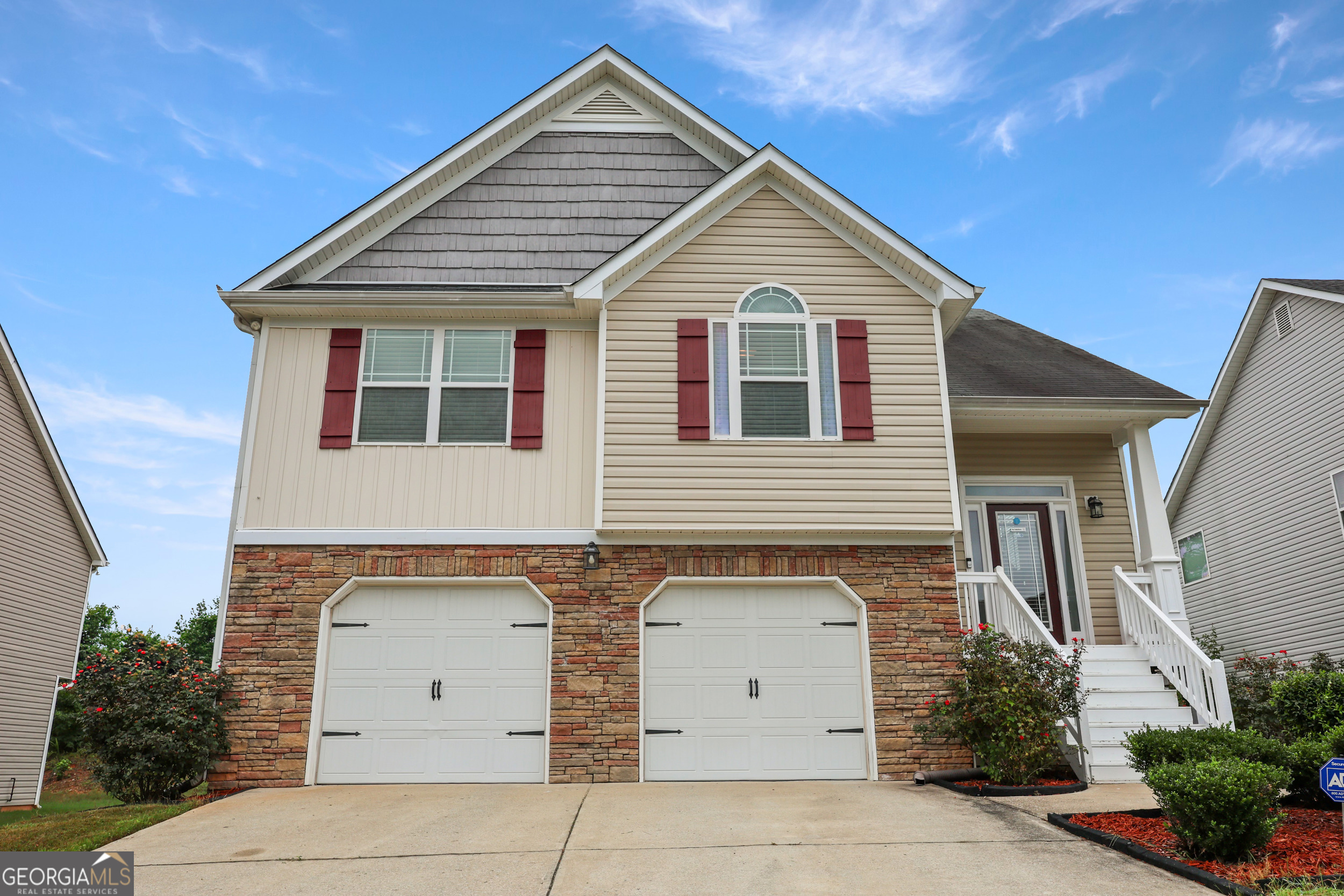 8154 Brookbend Drive Property Photo 1
