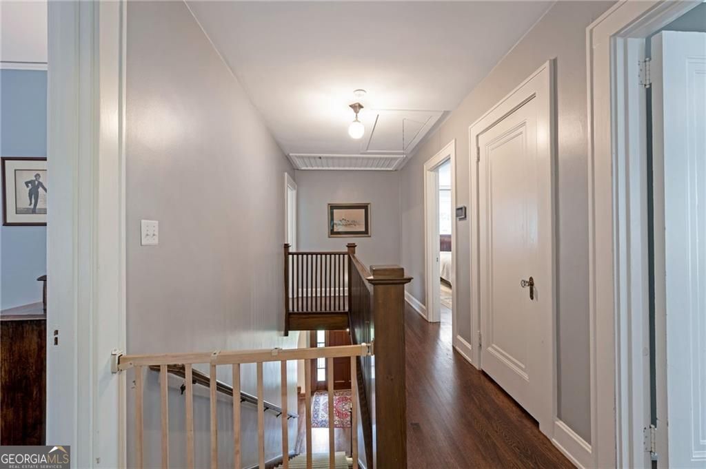 1810 E Clifton Road Ne Property Photo 29