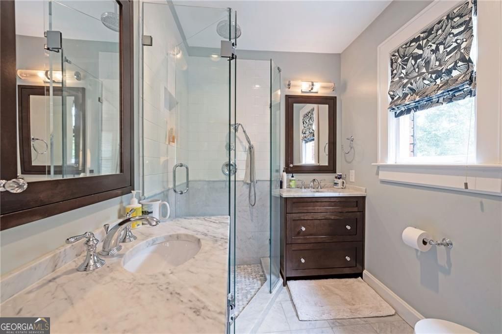 1810 E Clifton Road Ne Property Photo 32