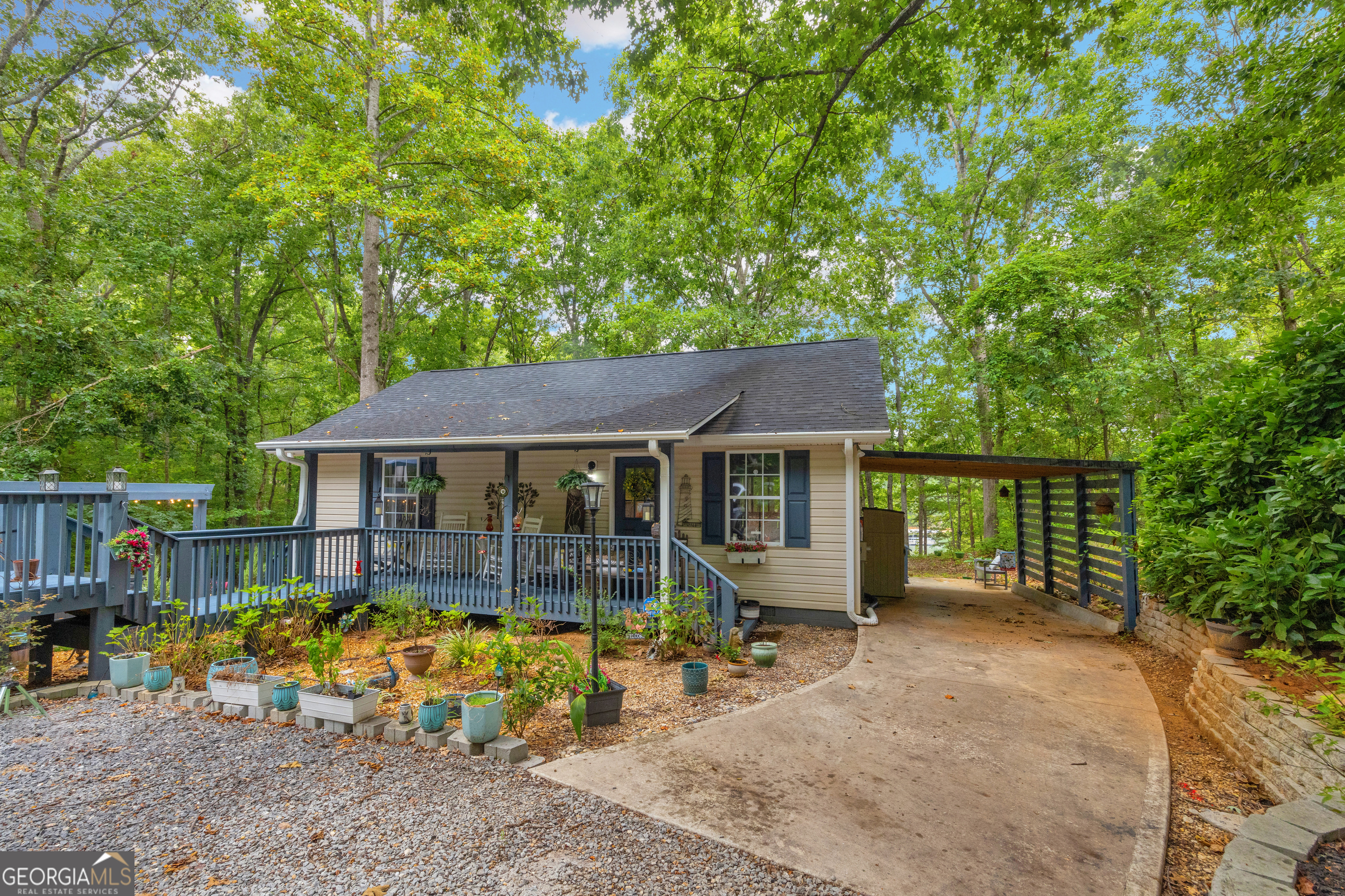26 Chief Lane Property Photo 1