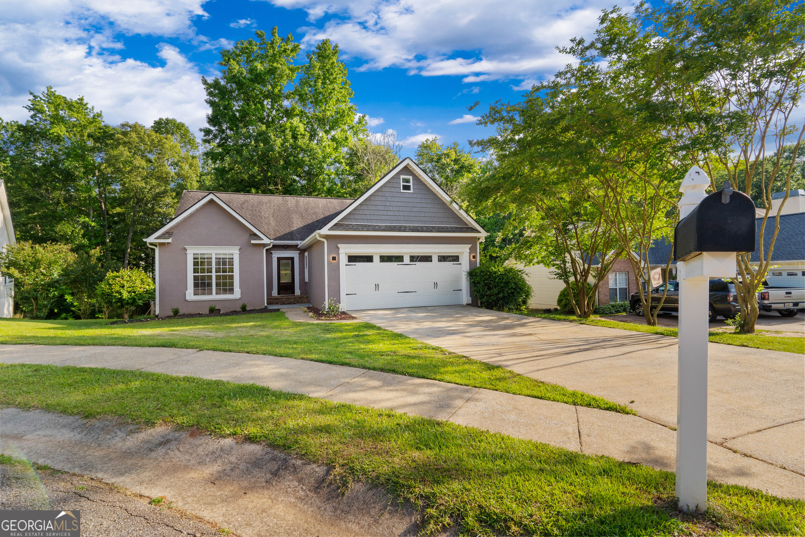 1133 Stone Brook Lane Property Photo 1