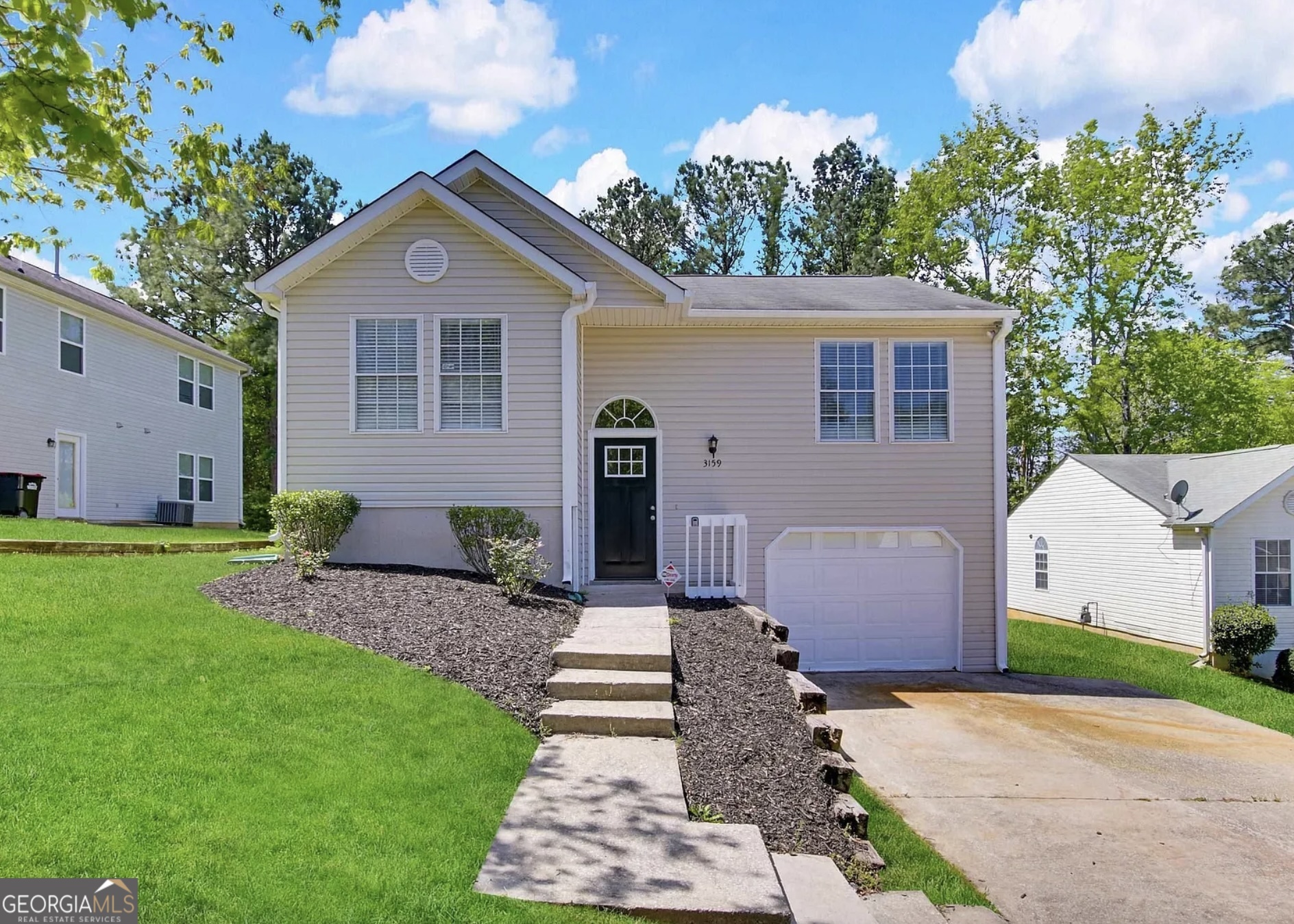 3159 W Point Circle Property Photo 1