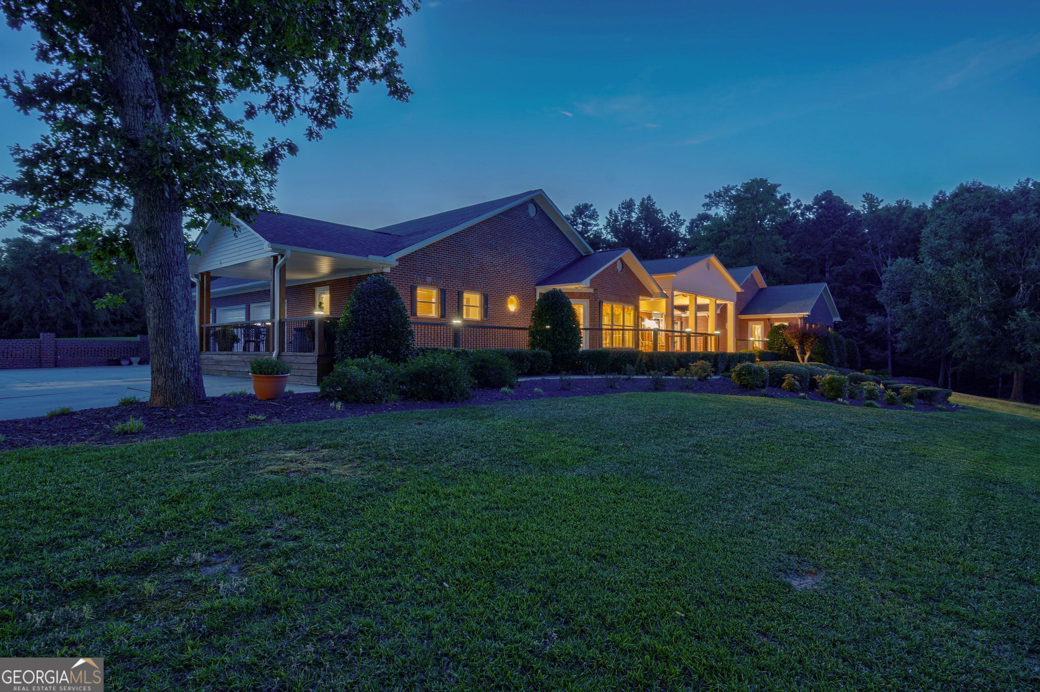 1703 Bullards Ferry Road Property Photo 7