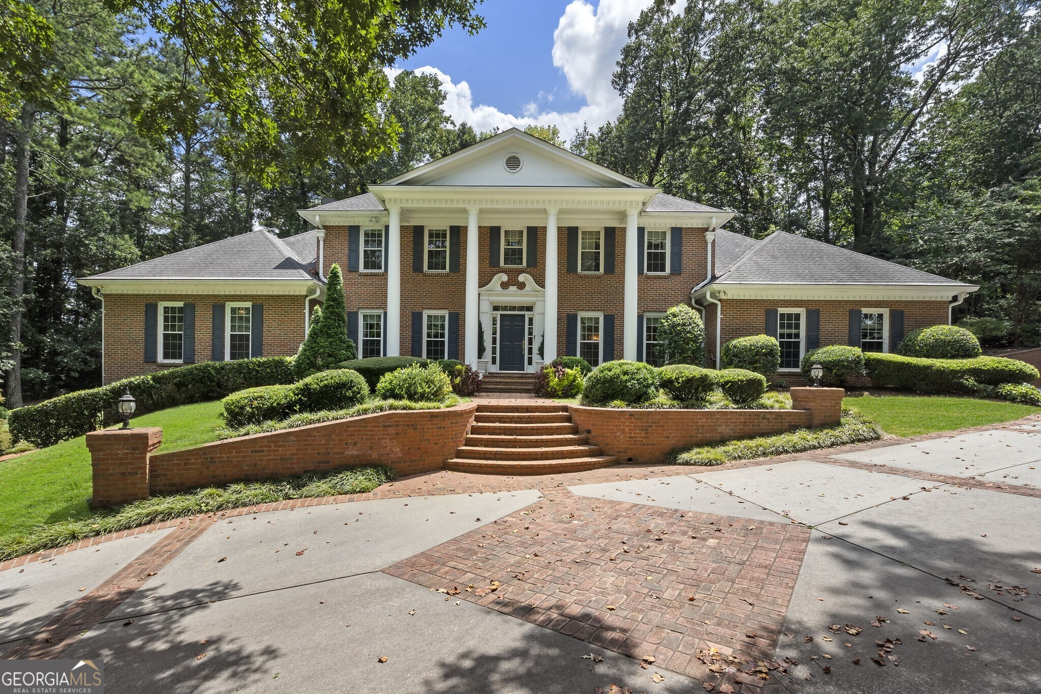 1120 Heards Ferry Road Nw Property Photo 1