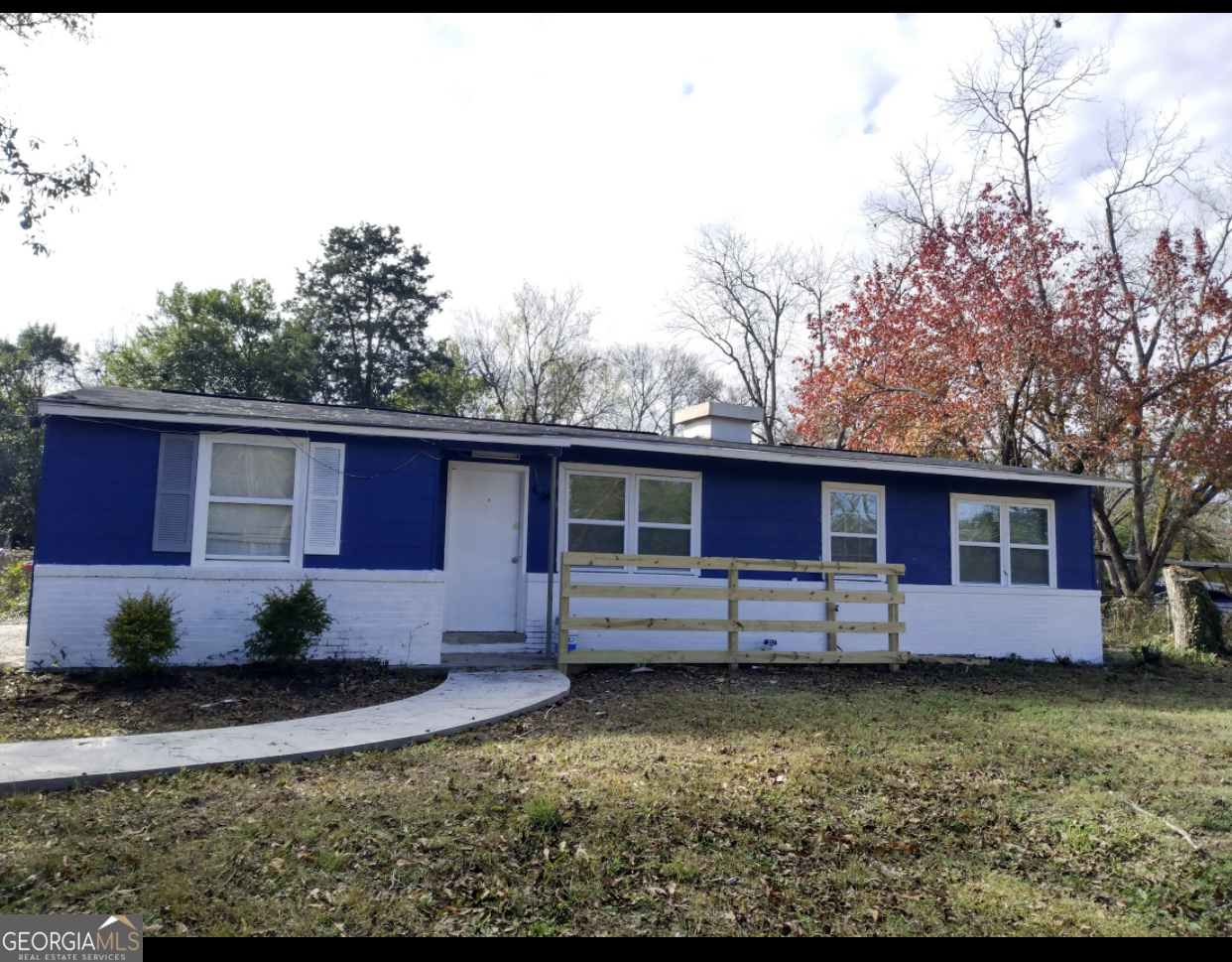 4255 Vinson Avenue Property Photo 1