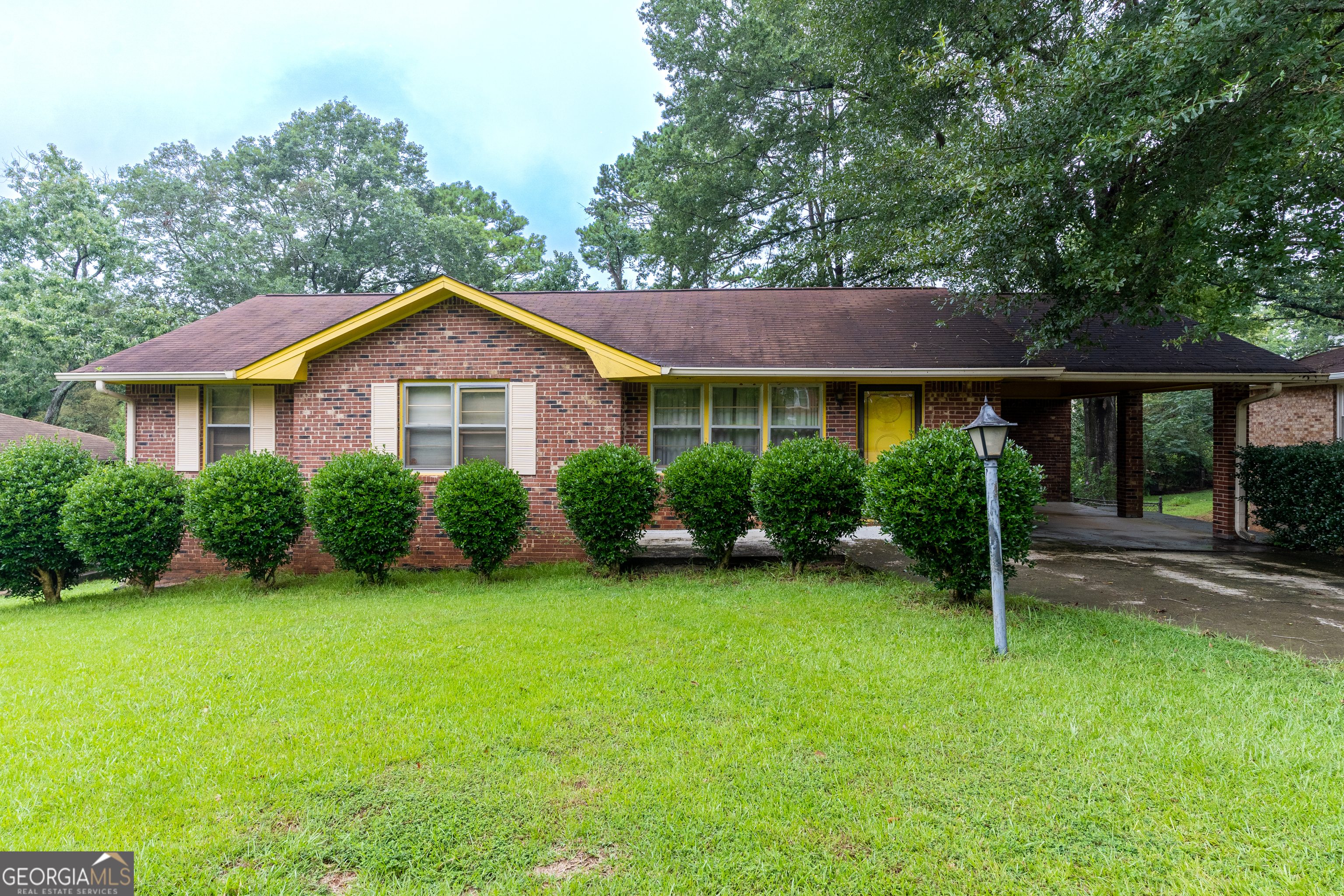 6485 Carolyn Court Property Photo 1