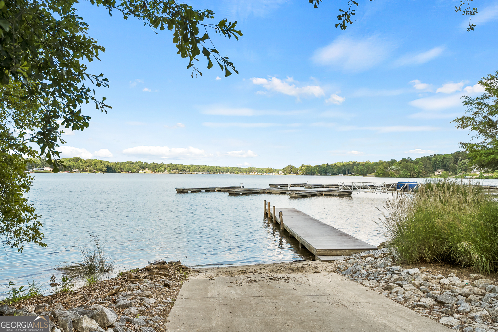 103 Free Bridge Court Property Photo 13