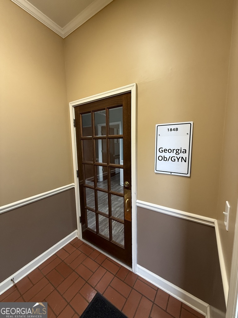 184 Jefferson Parkway # B Property Photo 4