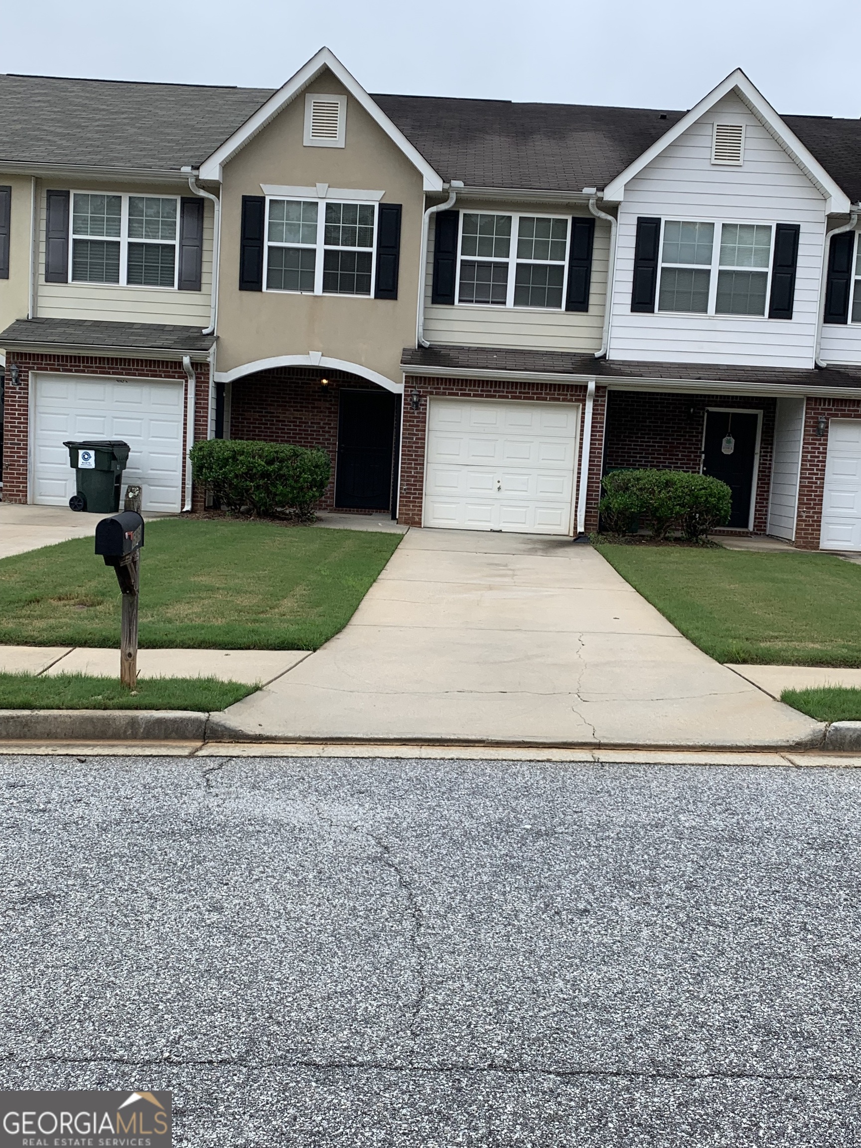 699 Georgetown Court Property Photo 1