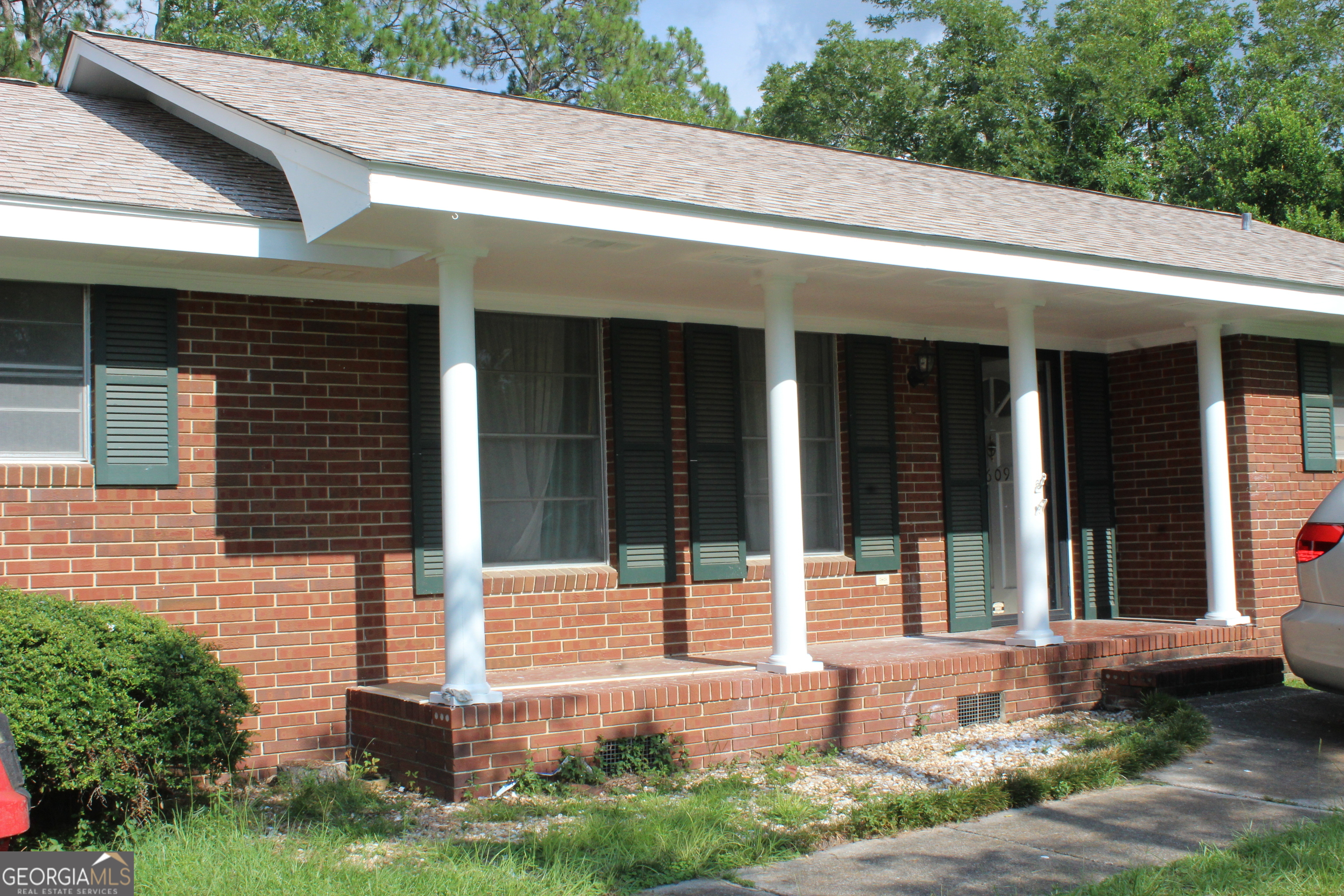 2609 Emmett Drive Property Photo 1