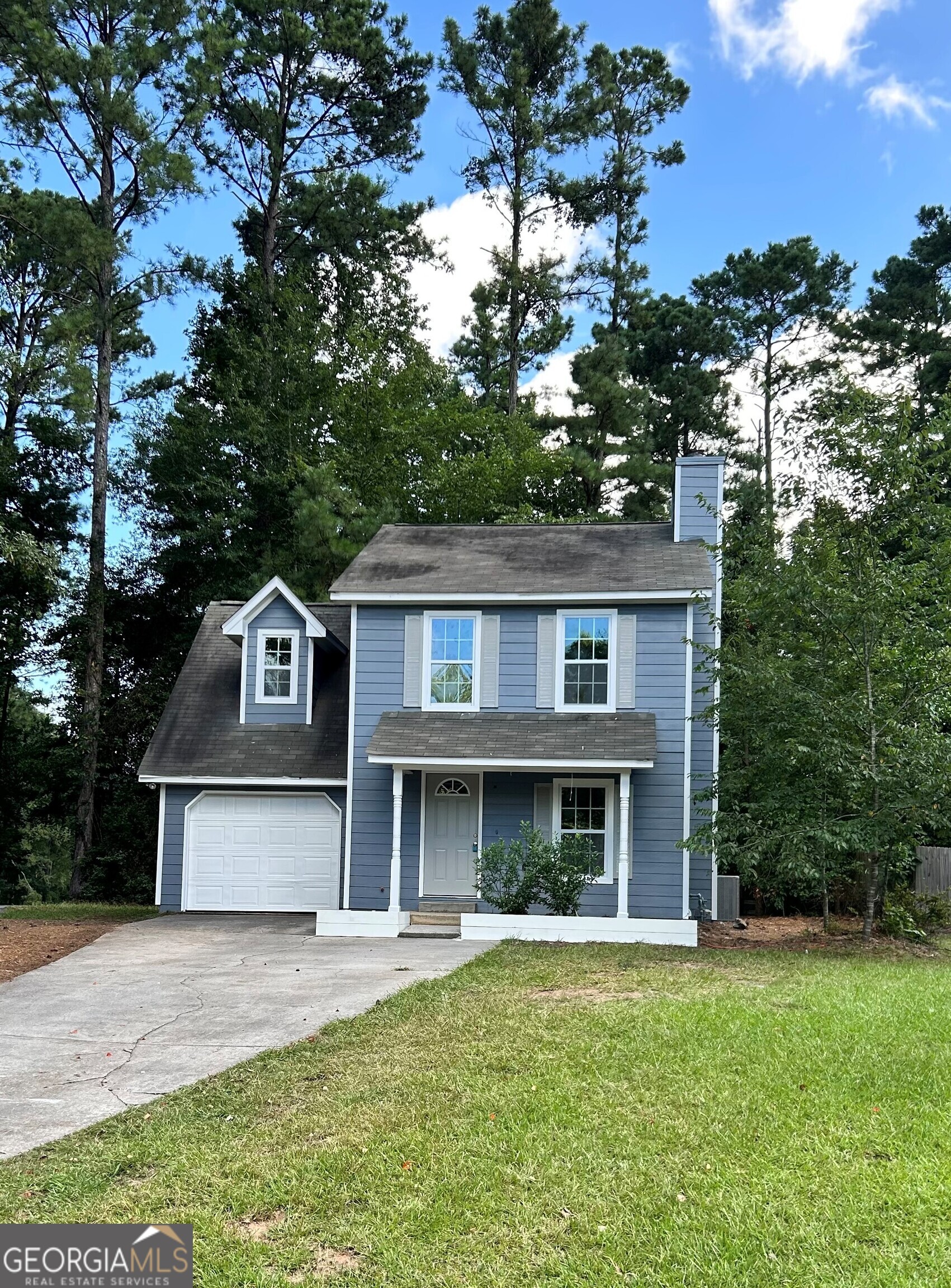 310 Park Leaf Property Photo 1