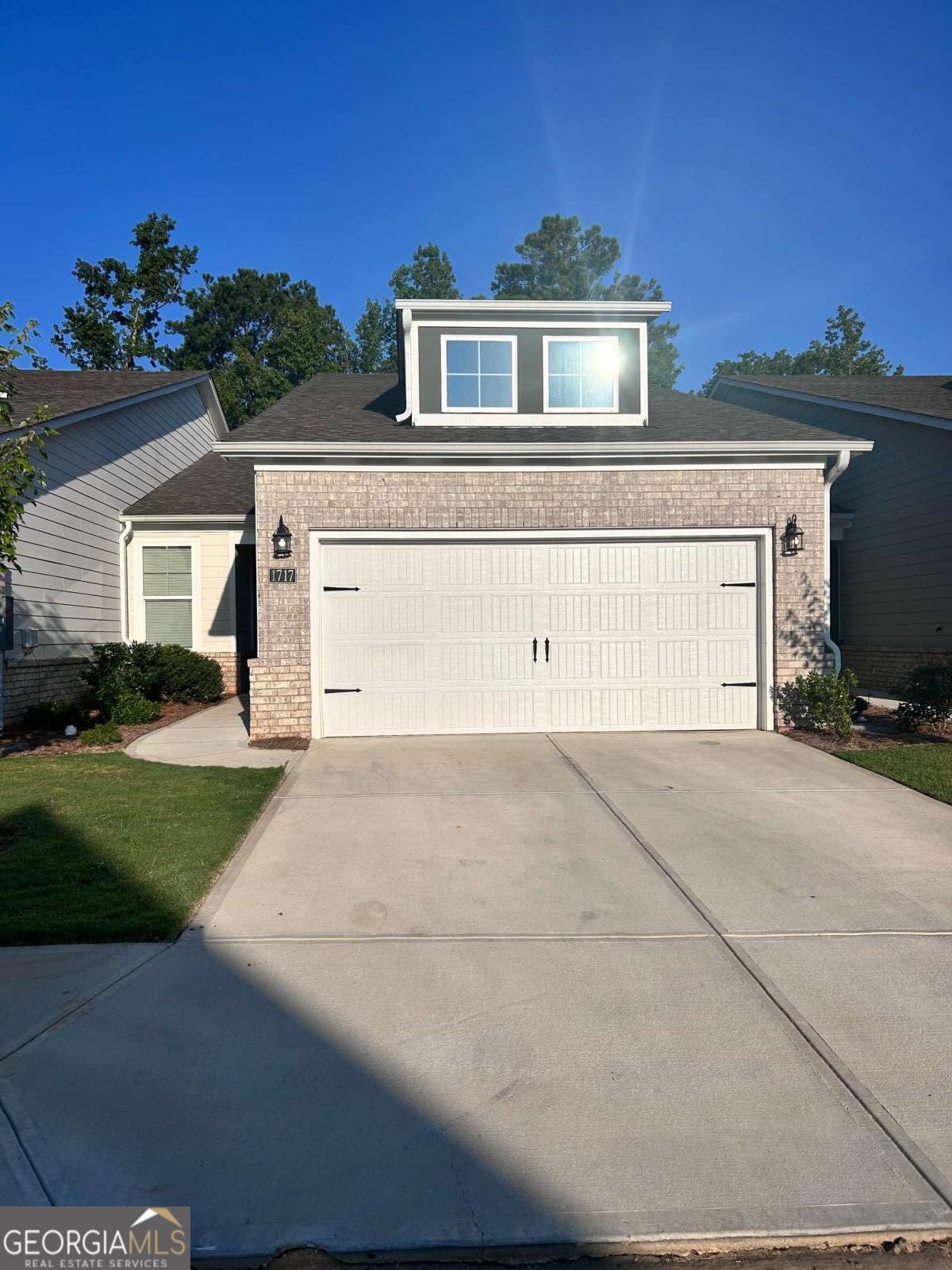 1569 Salinger Court Property Photo 1