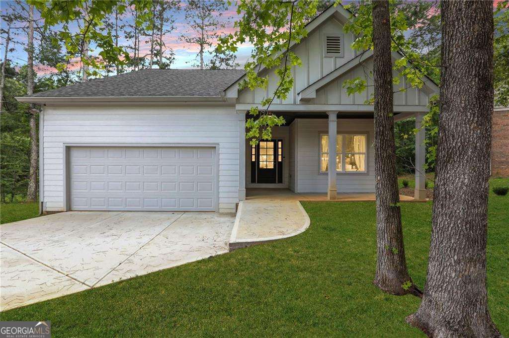3350 Villa Lane Property Photo 1