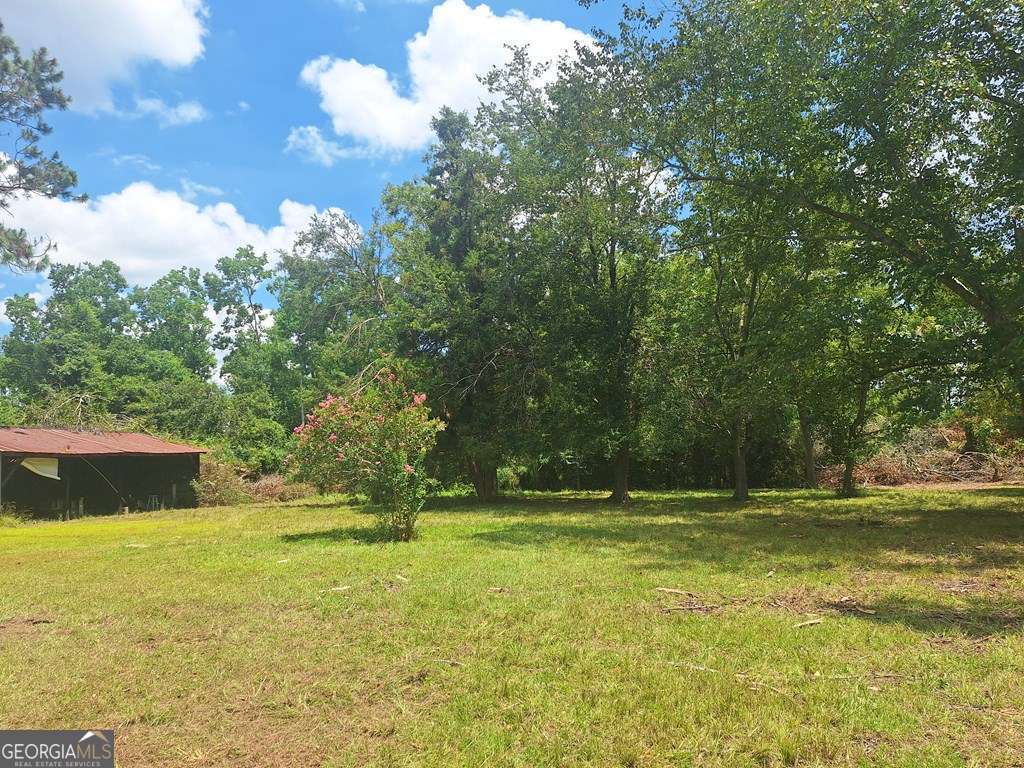 880 Sellers Road Property Photo 6