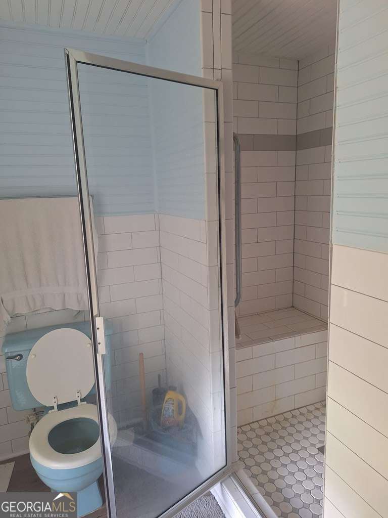 880 Sellers Road Property Photo 24