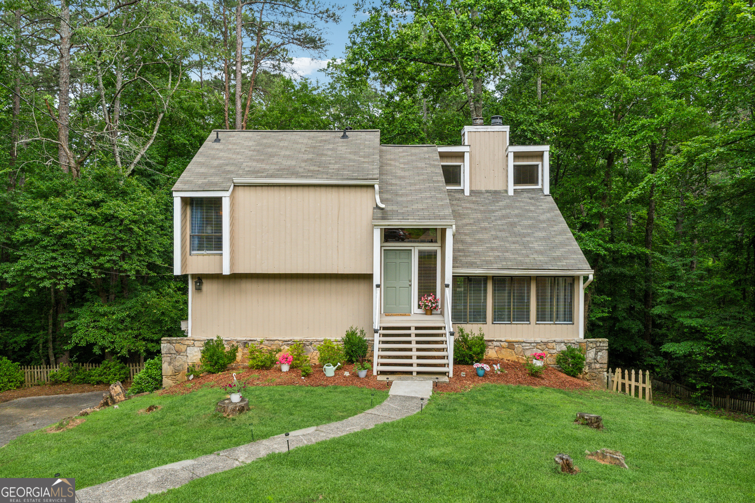 1720 Little Willeo Road Property Photo 1