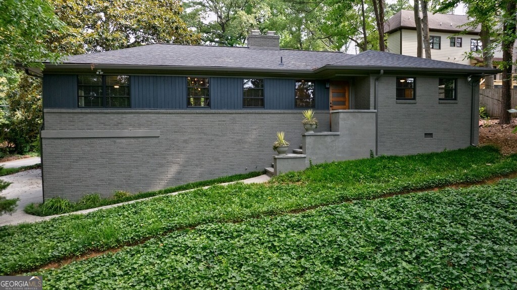 776 Windsor Parkway Ne Property Photo 1