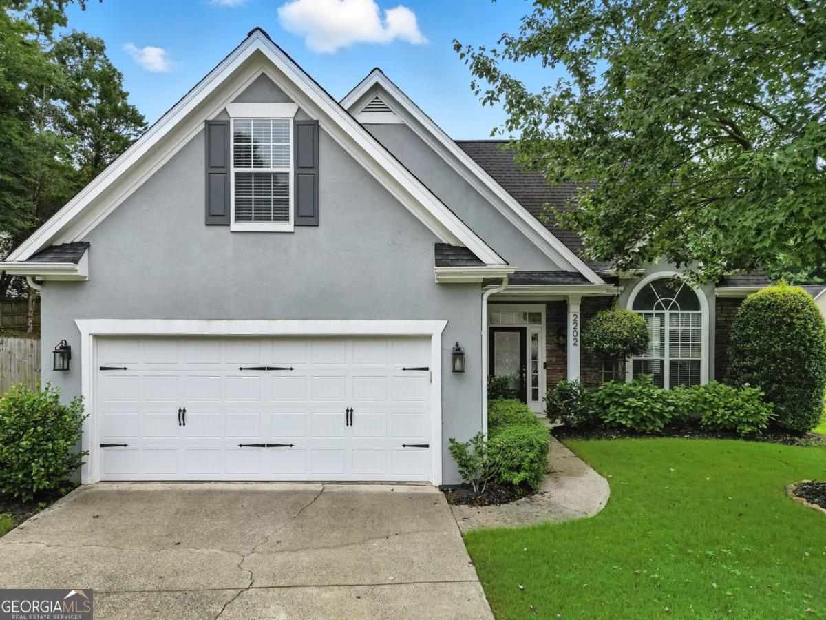 2202 Berryhill Circle Se Property Photo 1