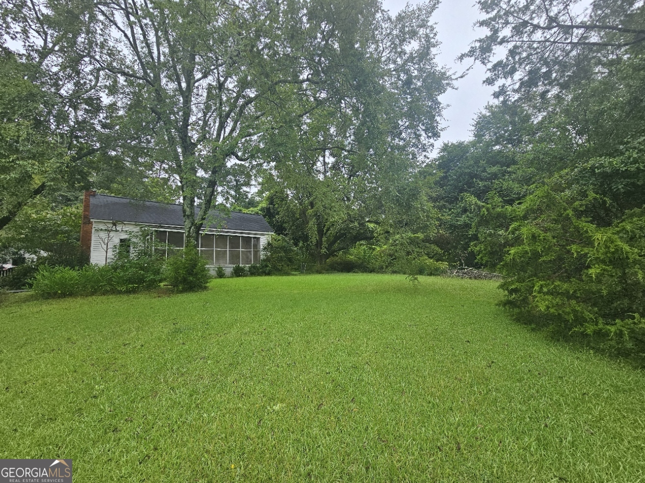 1232 Eastview Property Photo 1