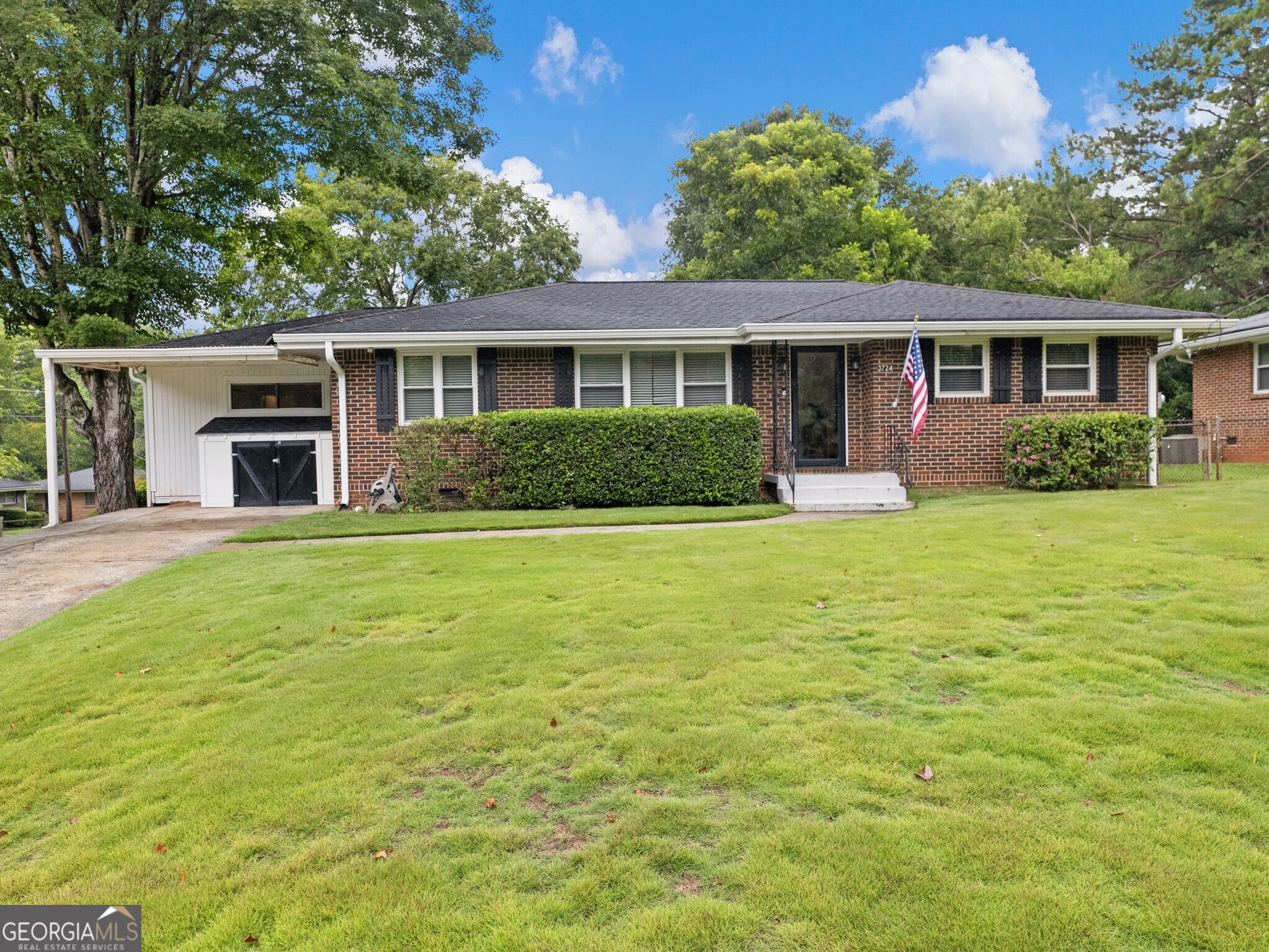 3724 Crestview Drive Se Property Photo 1