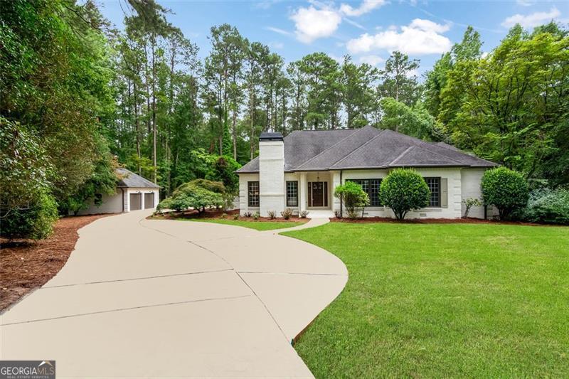 120 Emerald Property Photo 1