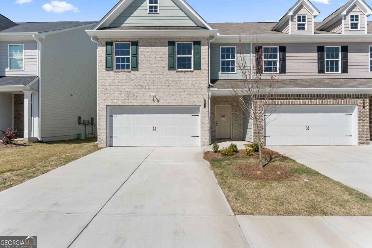 2811 Fareed Property Photo 1