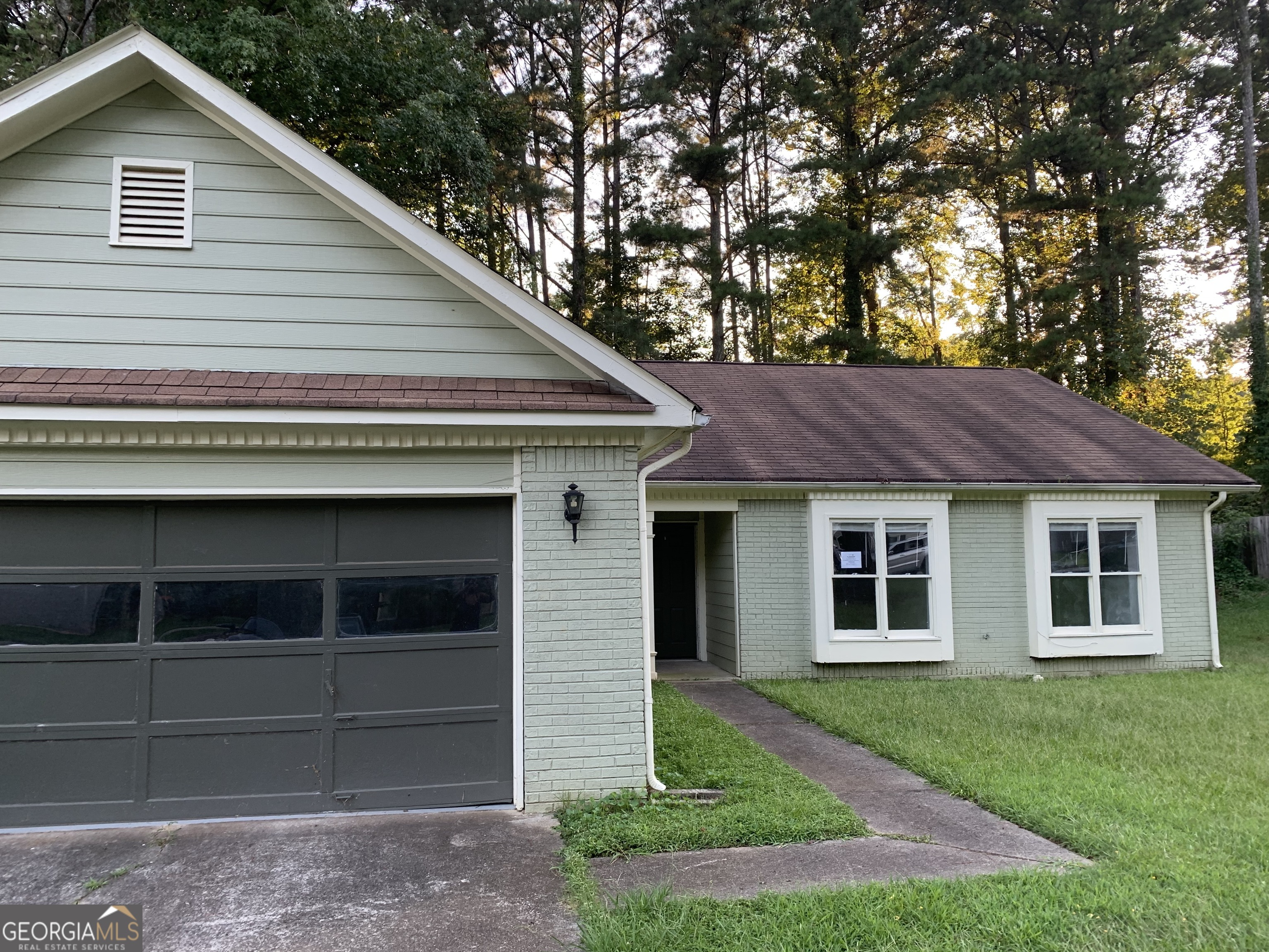 5437 Winslow Crossing N Property Photo 1