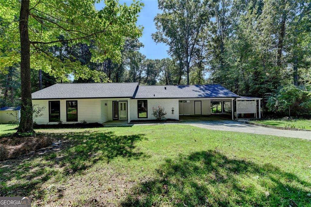 1192 Sandalwood Drive Property Photo 1