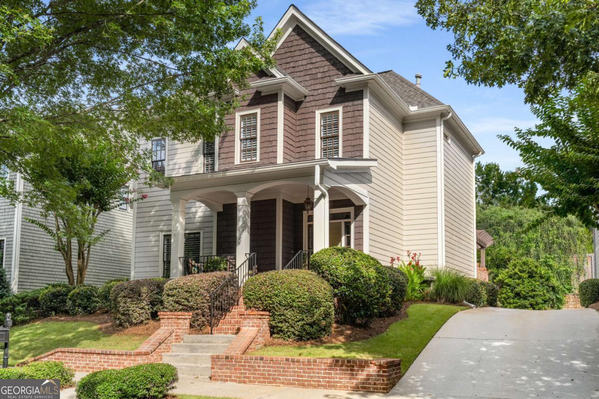 1032 Parc Lane W Property Photo 1
