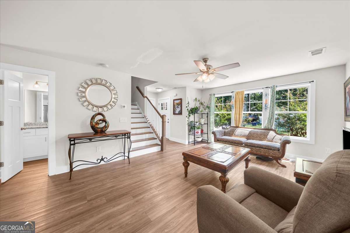 6425 Dogwood Way Property Photo 12