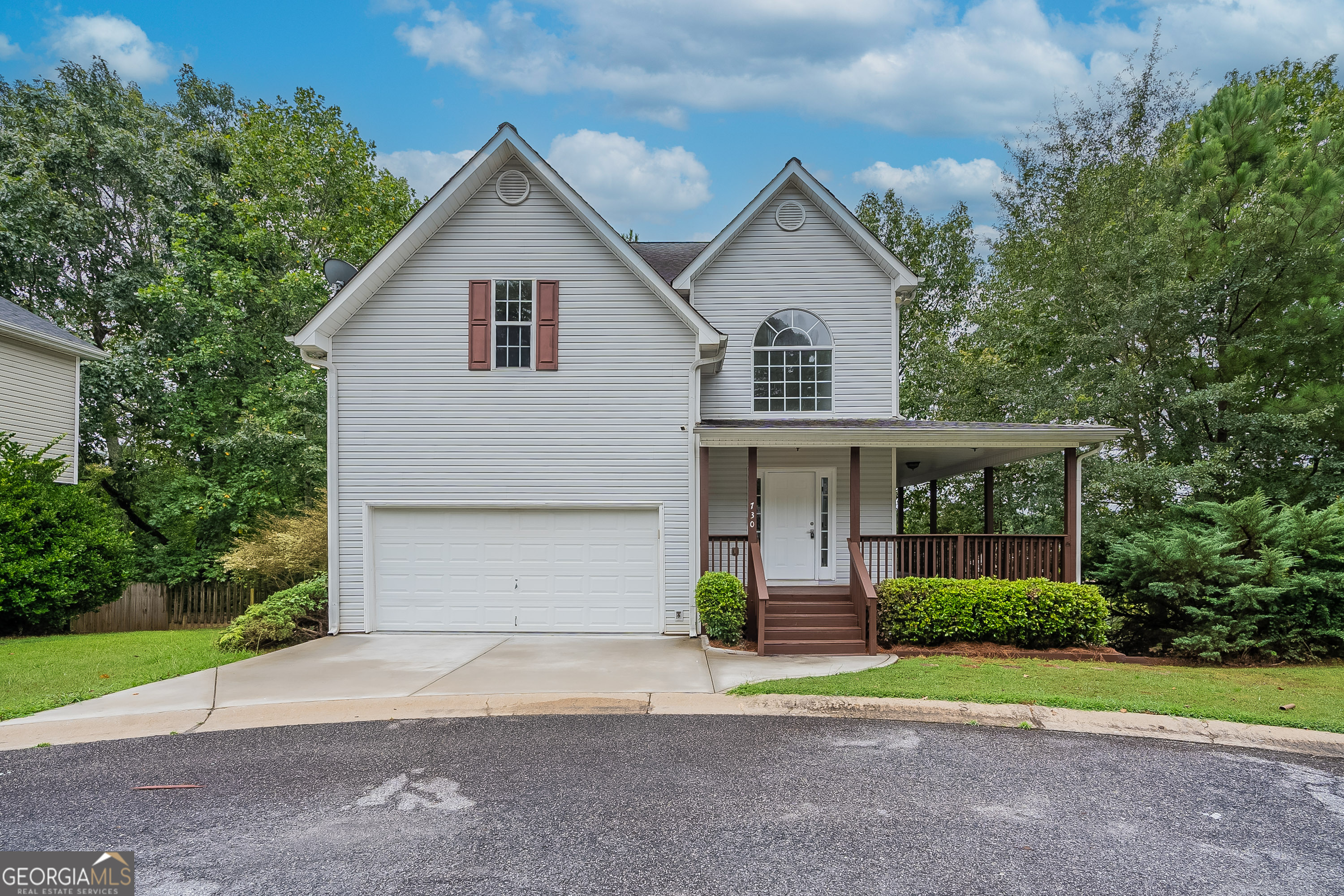 730 Reeves Lake Drive Property Photo 1