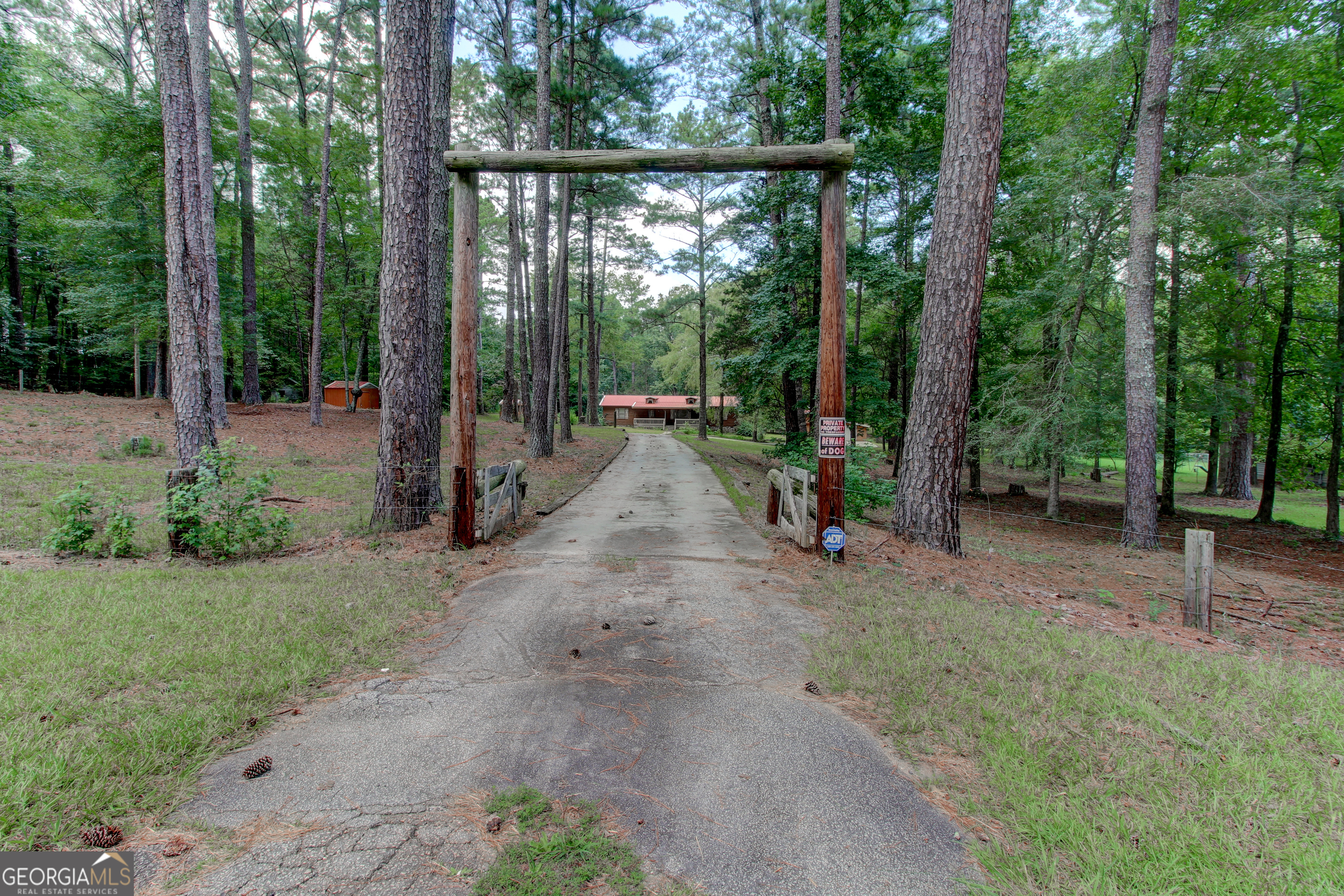 4009 Hwy 138 Sw Property Photo 1