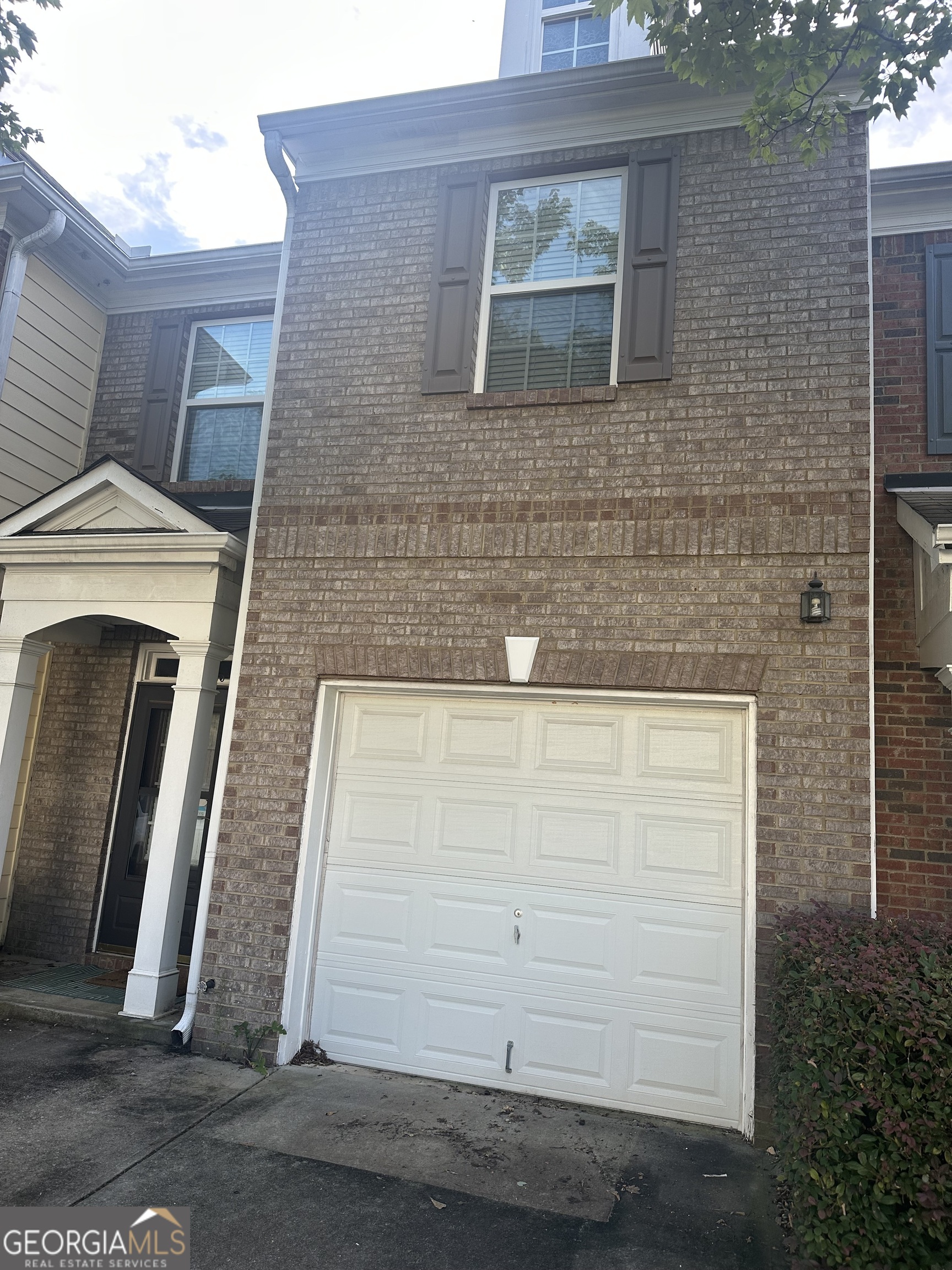 1270 Adcox Square Property Photo 1