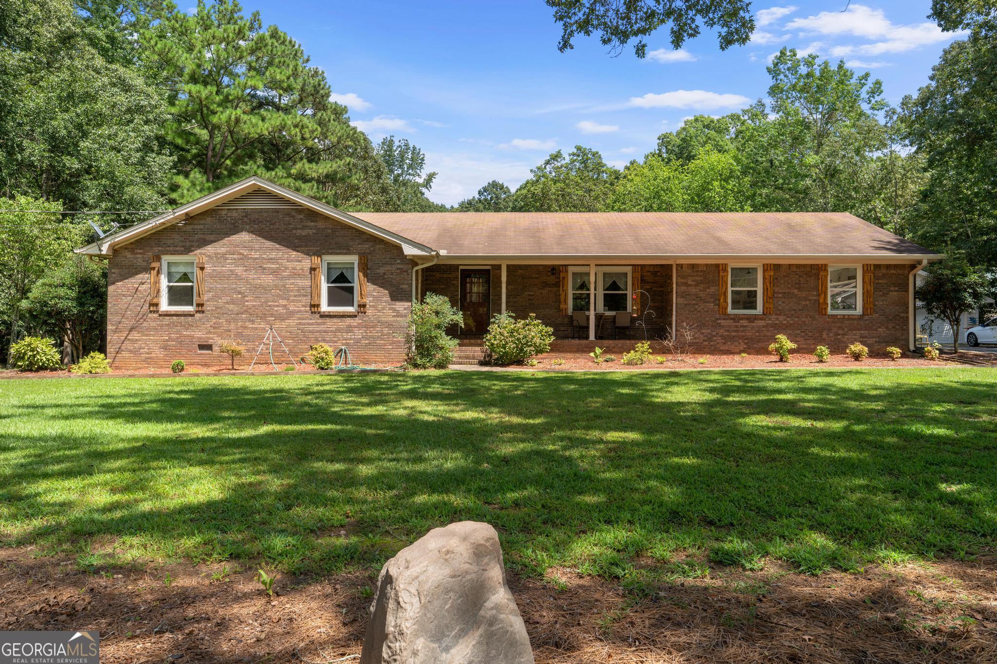 606 Airline Road Property Photo 1
