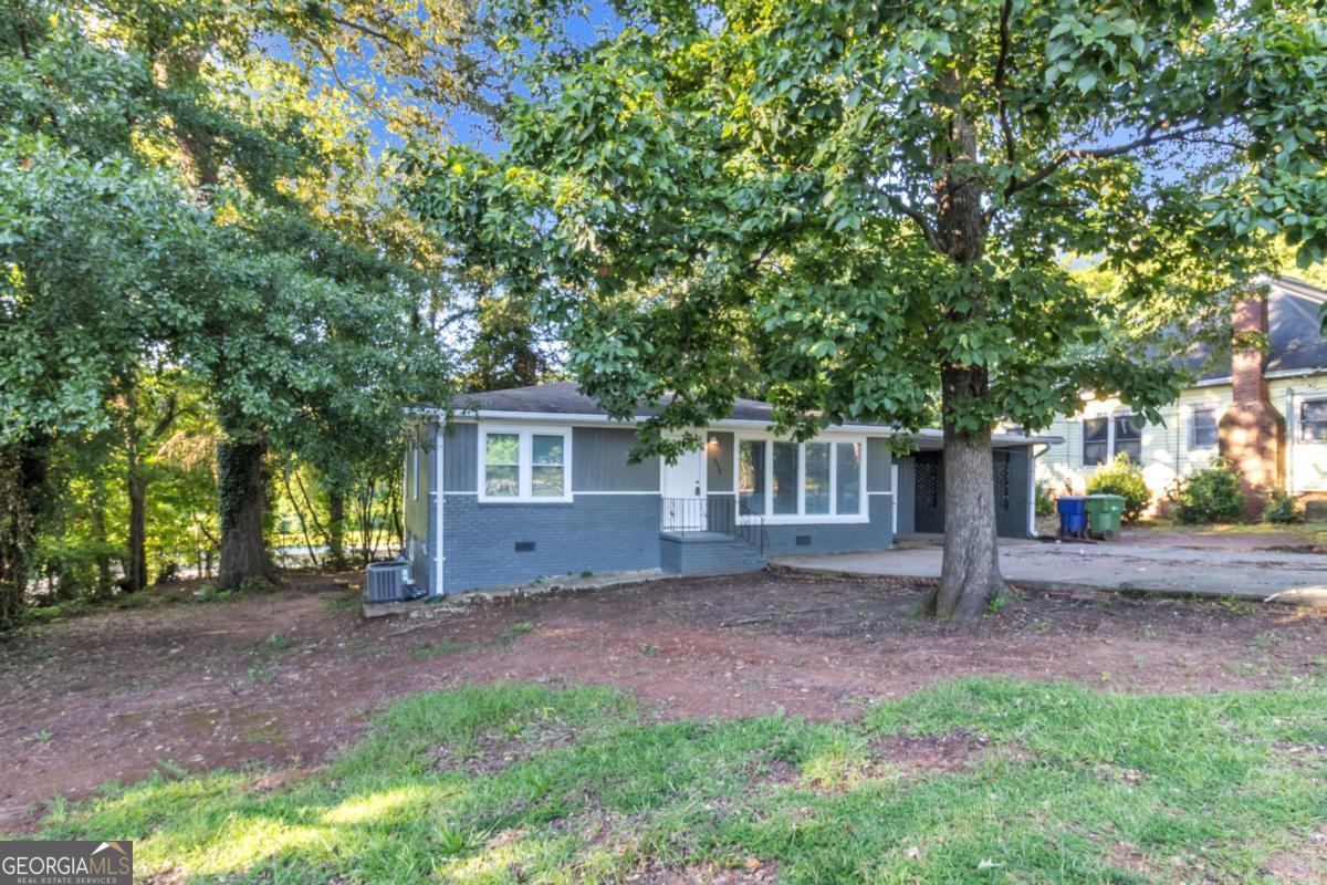 2535 Lakewood Avenue Sw Property Photo 1