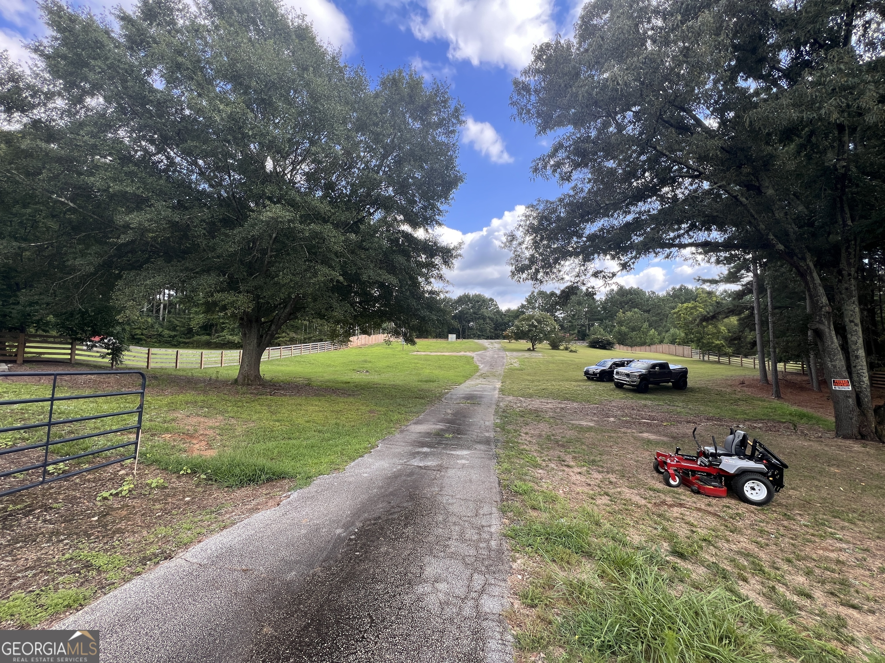 4399 Beaver Road Property Photo 1