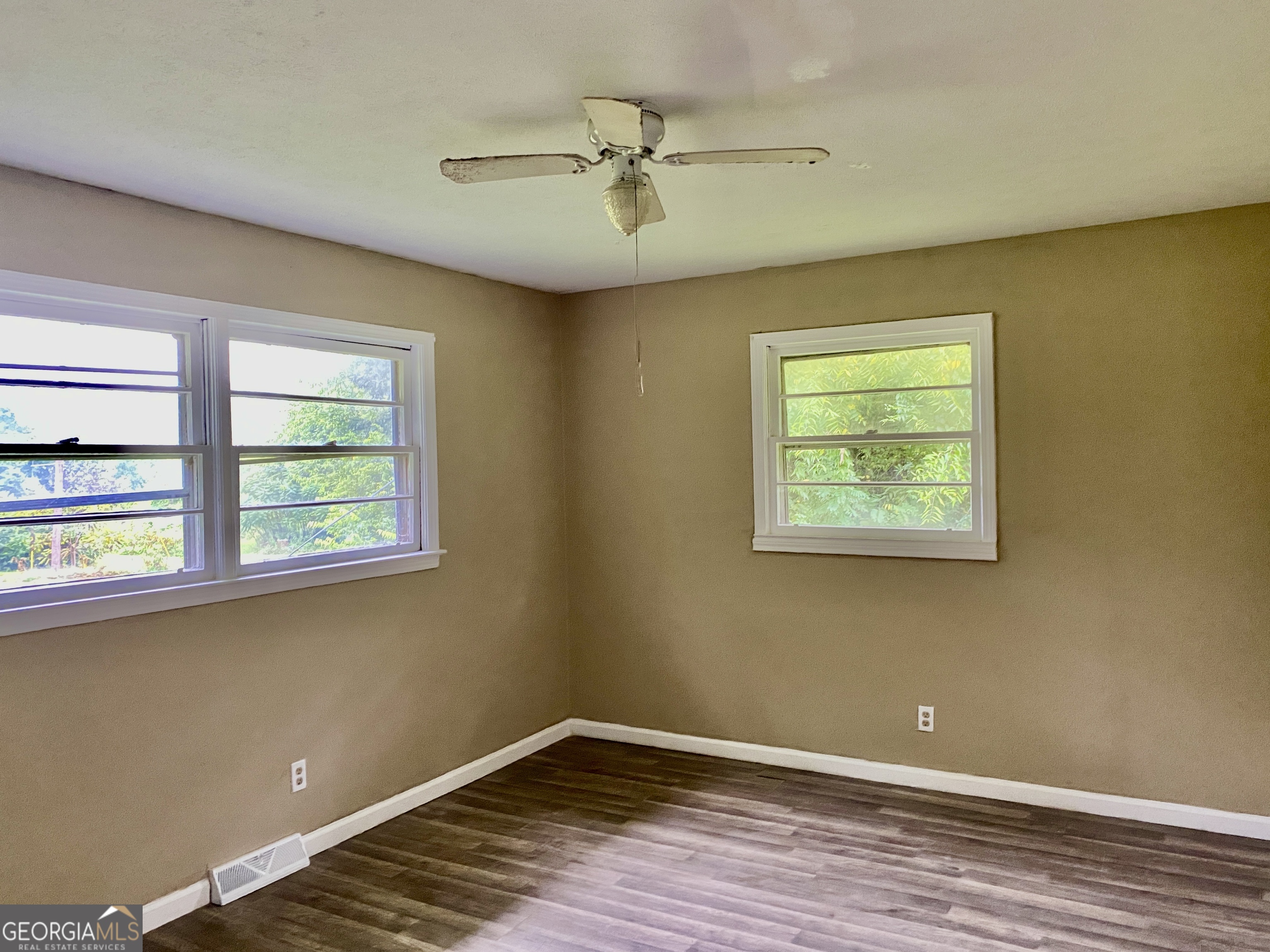 514 Booze Mountain Road Se Property Photo 11