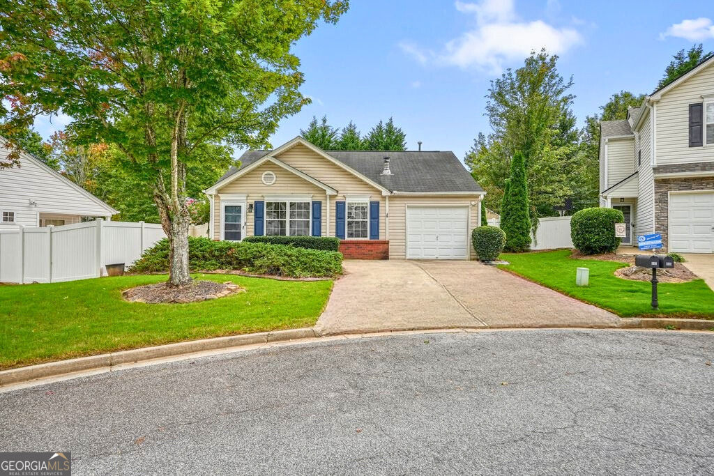 517 Oakleaf Court Property Photo 1