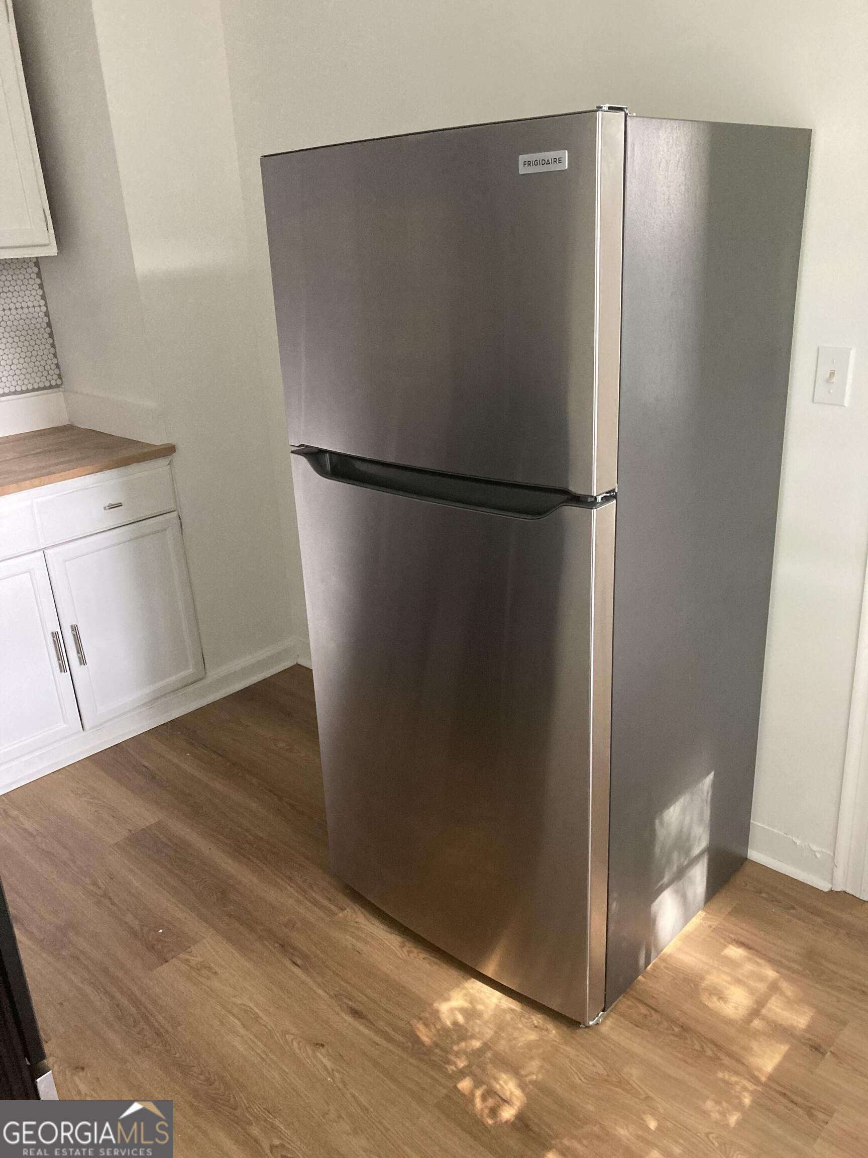 905 Cubbedge Street Property Photo 16